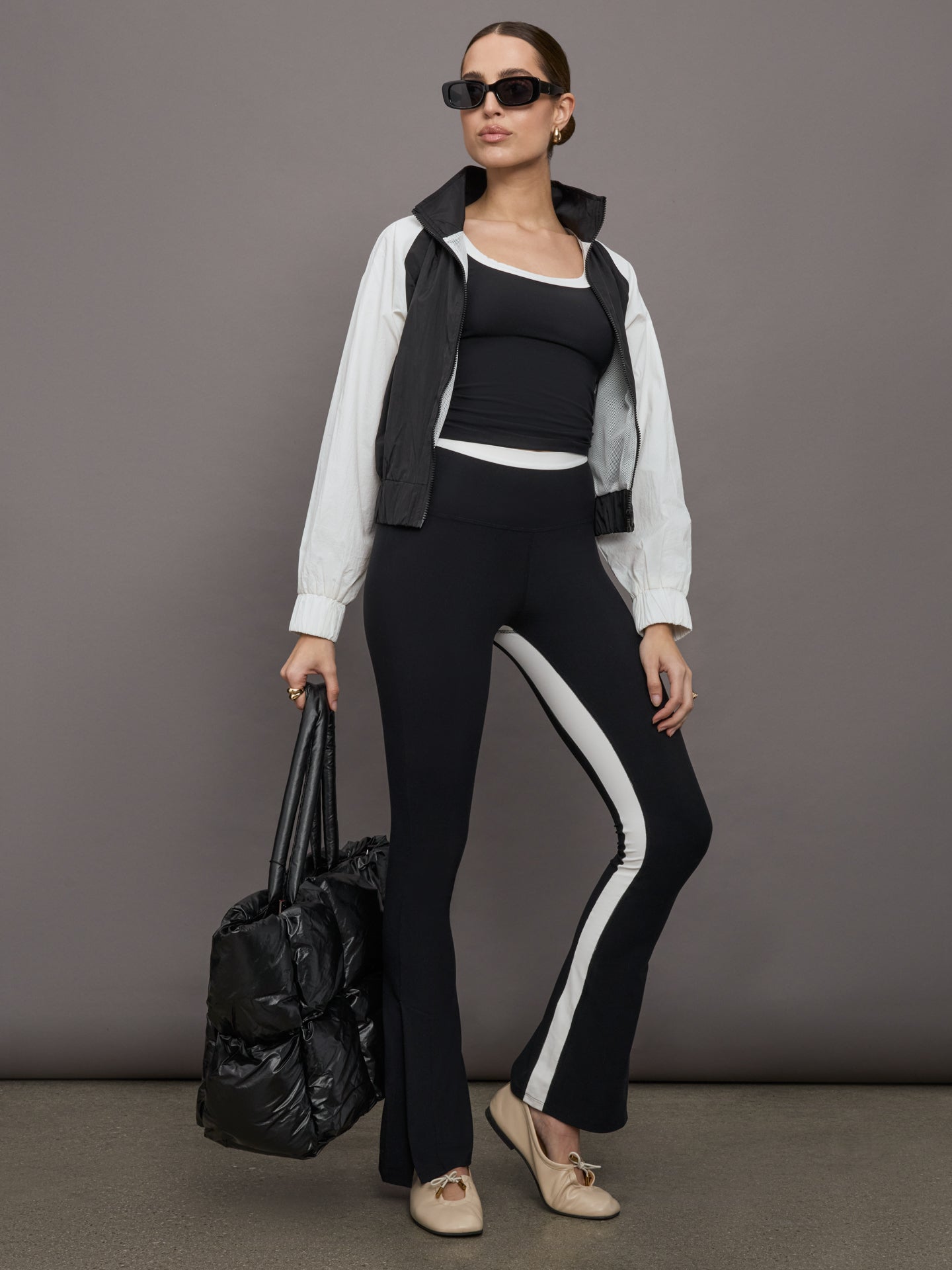 Colorblock Split Bootcut Legging in Melt | Black/Cloud Dancer