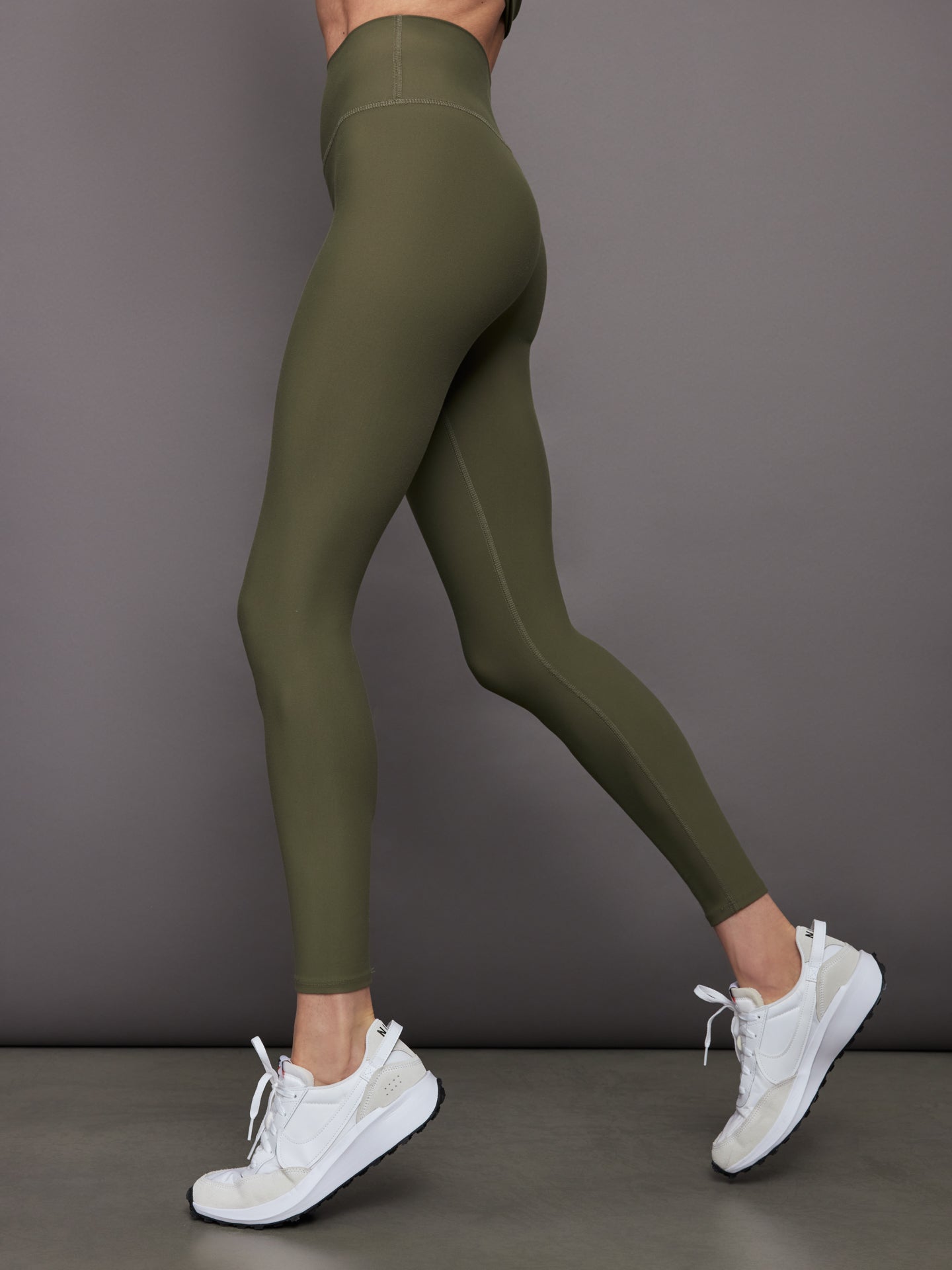 High Rise Legging in Melt | Olive