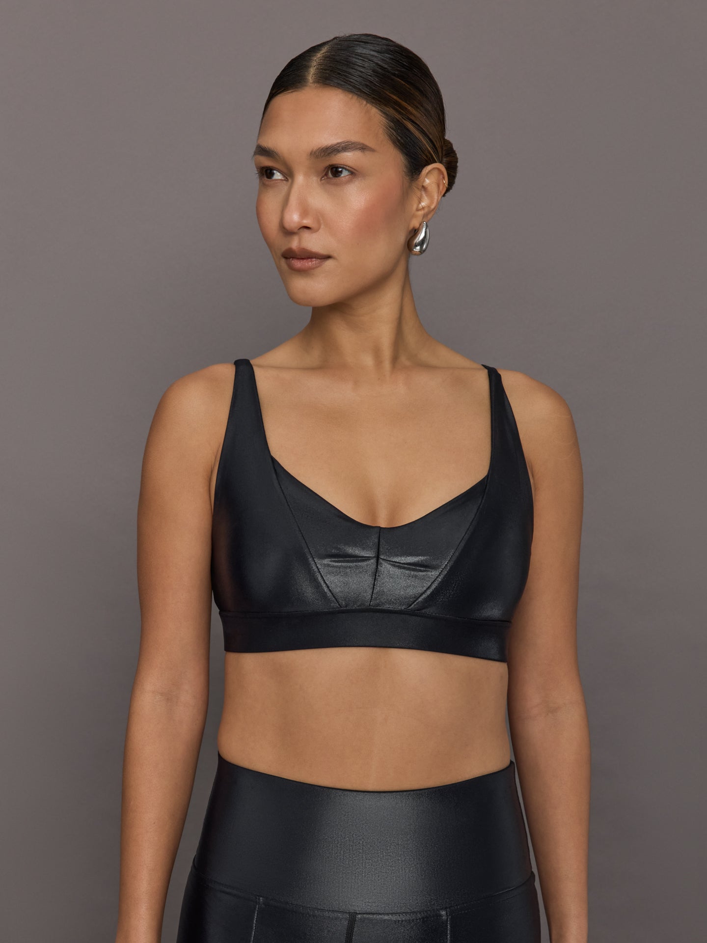Soft Sculpt Sports Bra in Takara Shine | Black