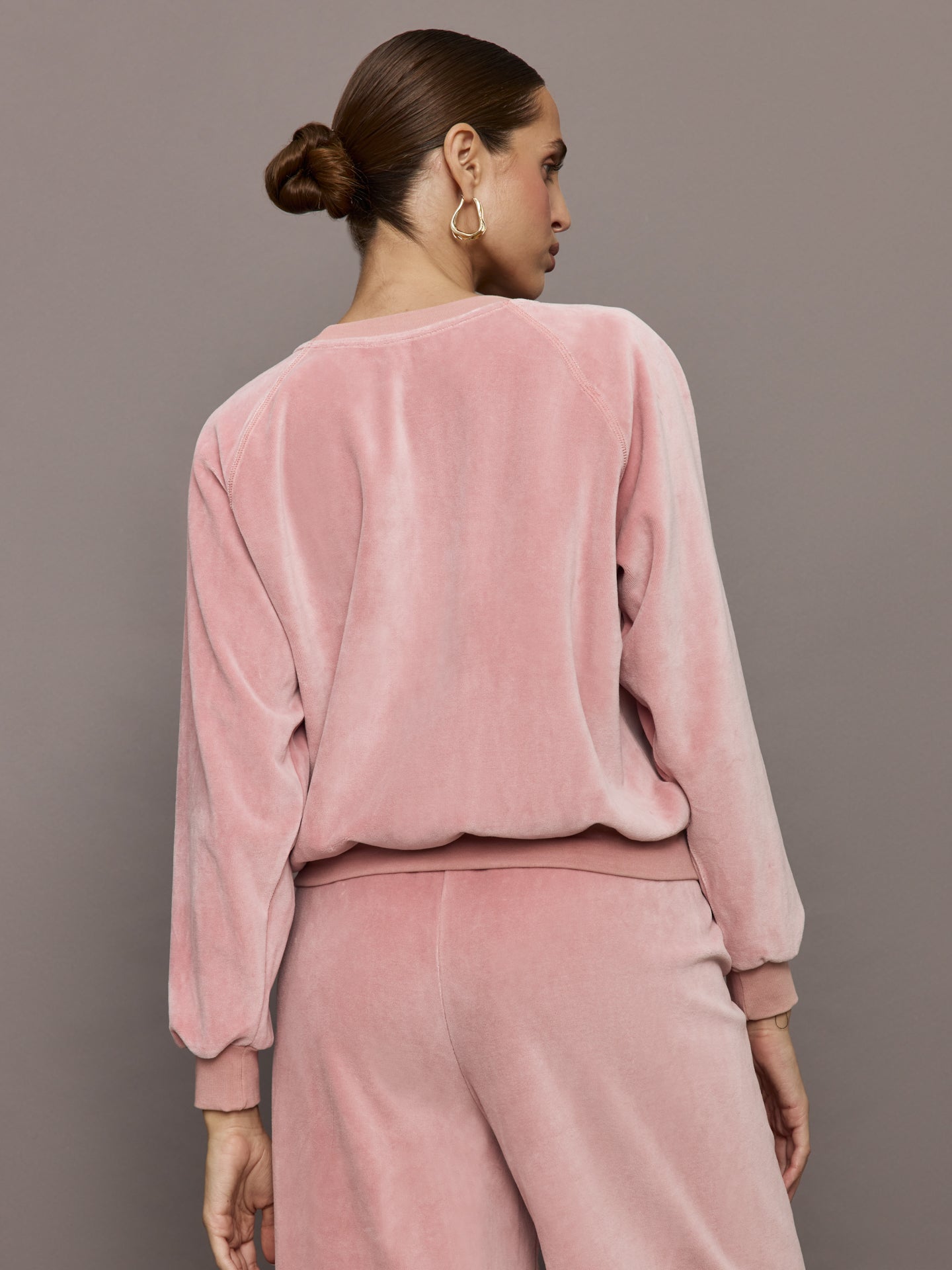 Raglan Pullover in Velour | Blush
