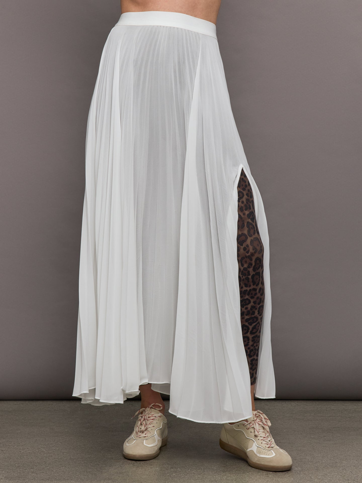 Carbon38 | Mesh Pleated Skirt | Ivory