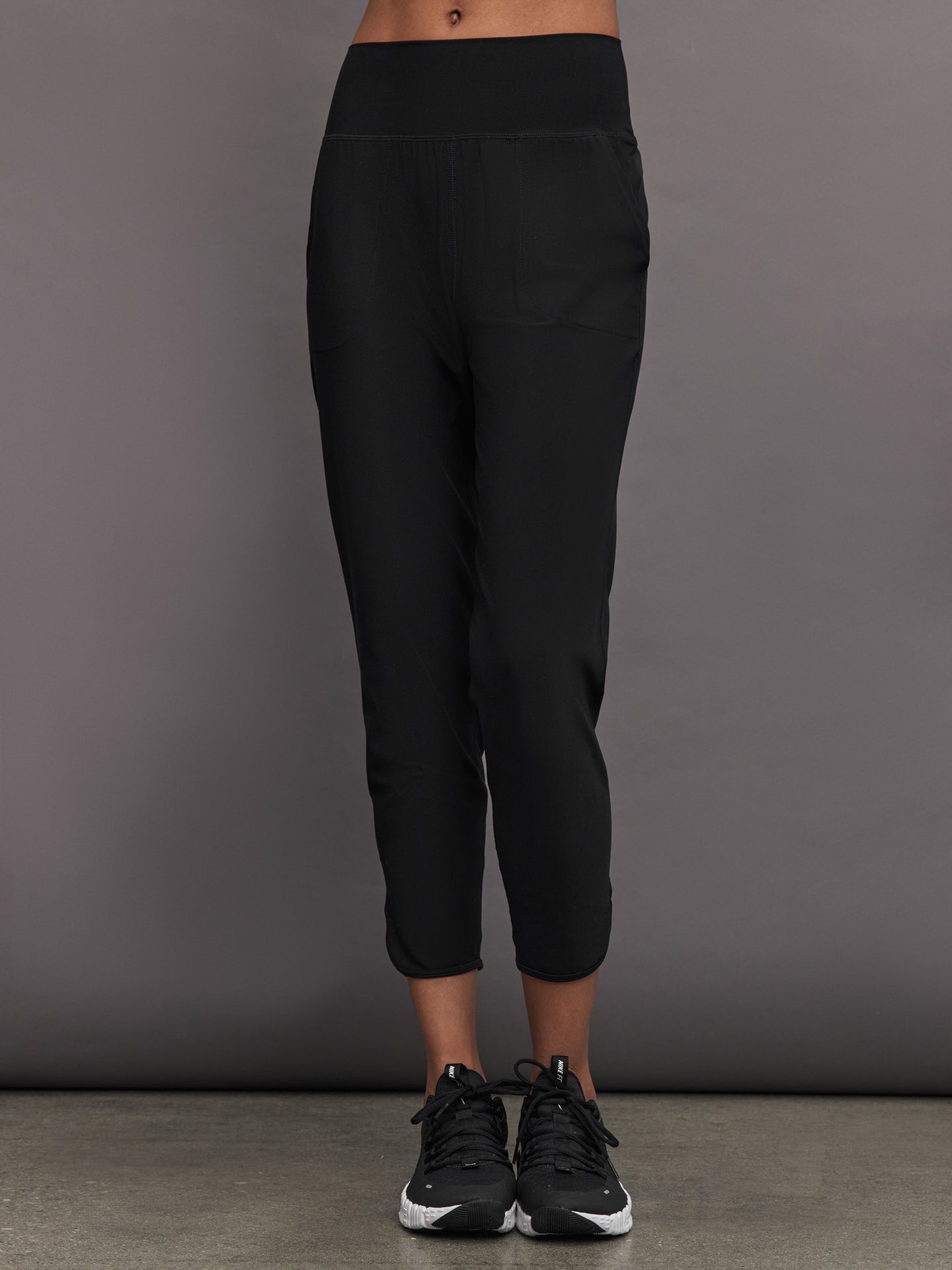 Jogger in Melt | Black