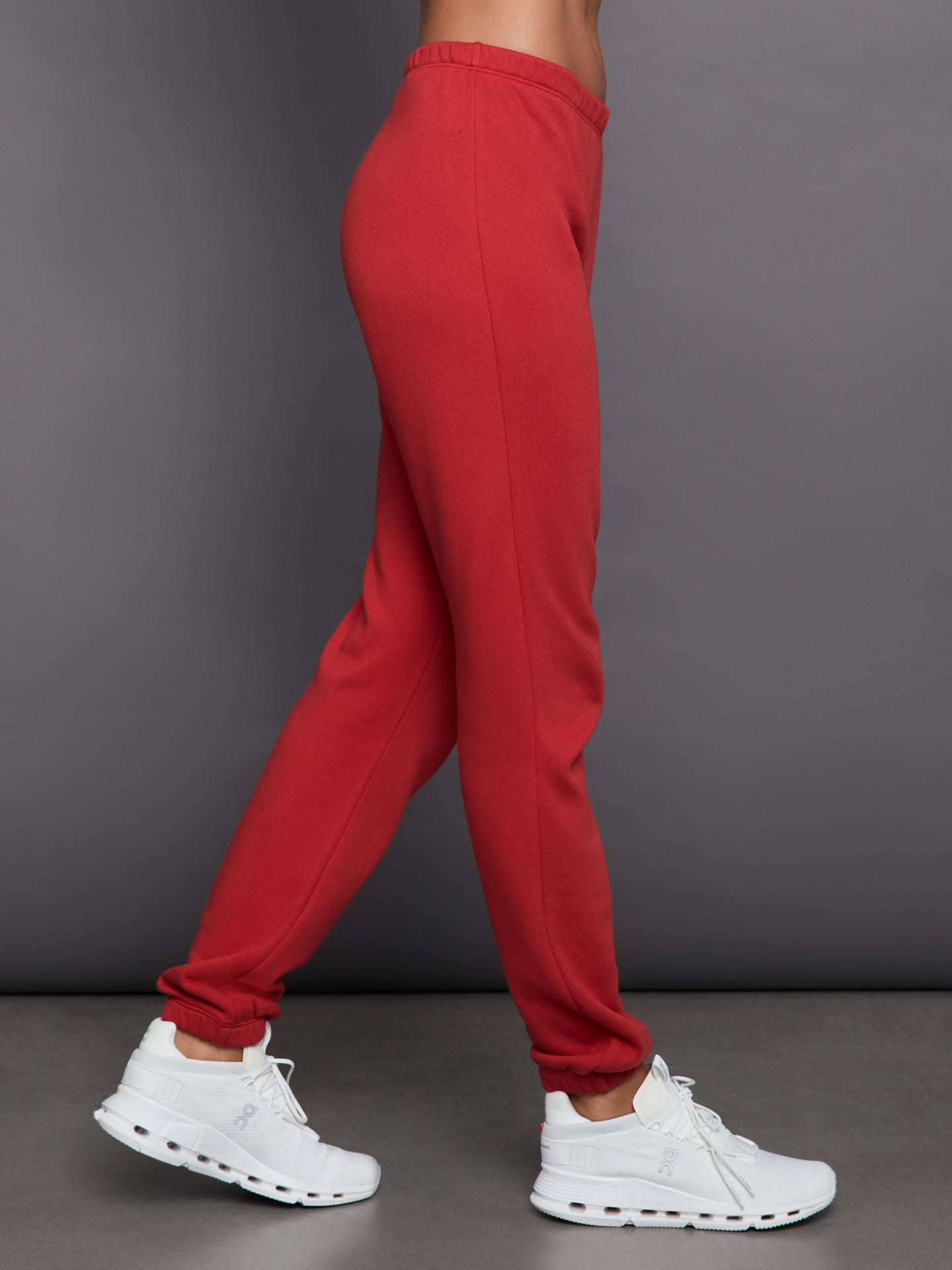 Carbon38 | Slim Leg Sweatpant | Haute Red