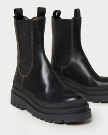 Carlota Chunky Lug Boot | Black/Black