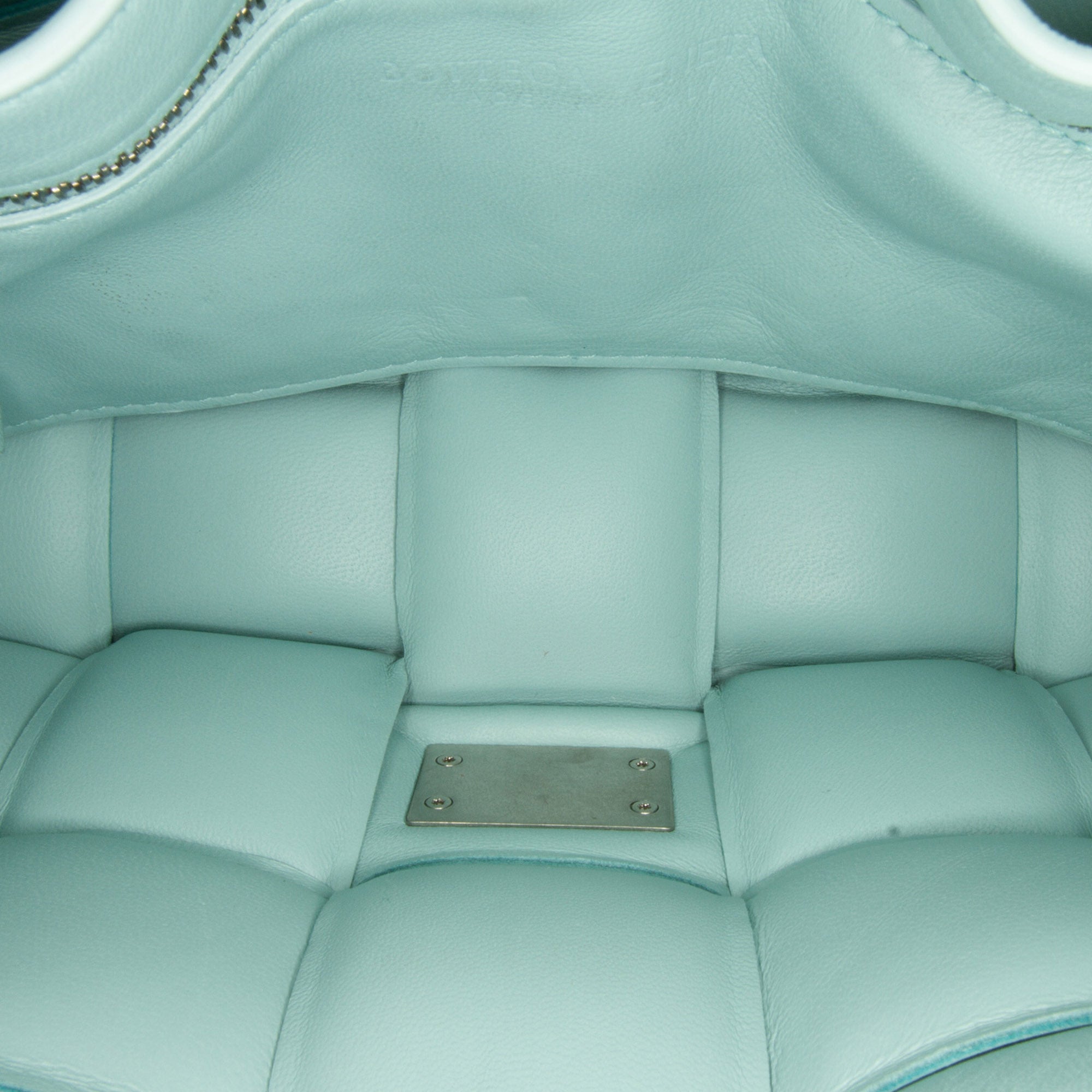 Bottega Veneta | Pre-Owned Nappa Intrecciato Padded Cassette Crossbody - I | Blue/Light Blue