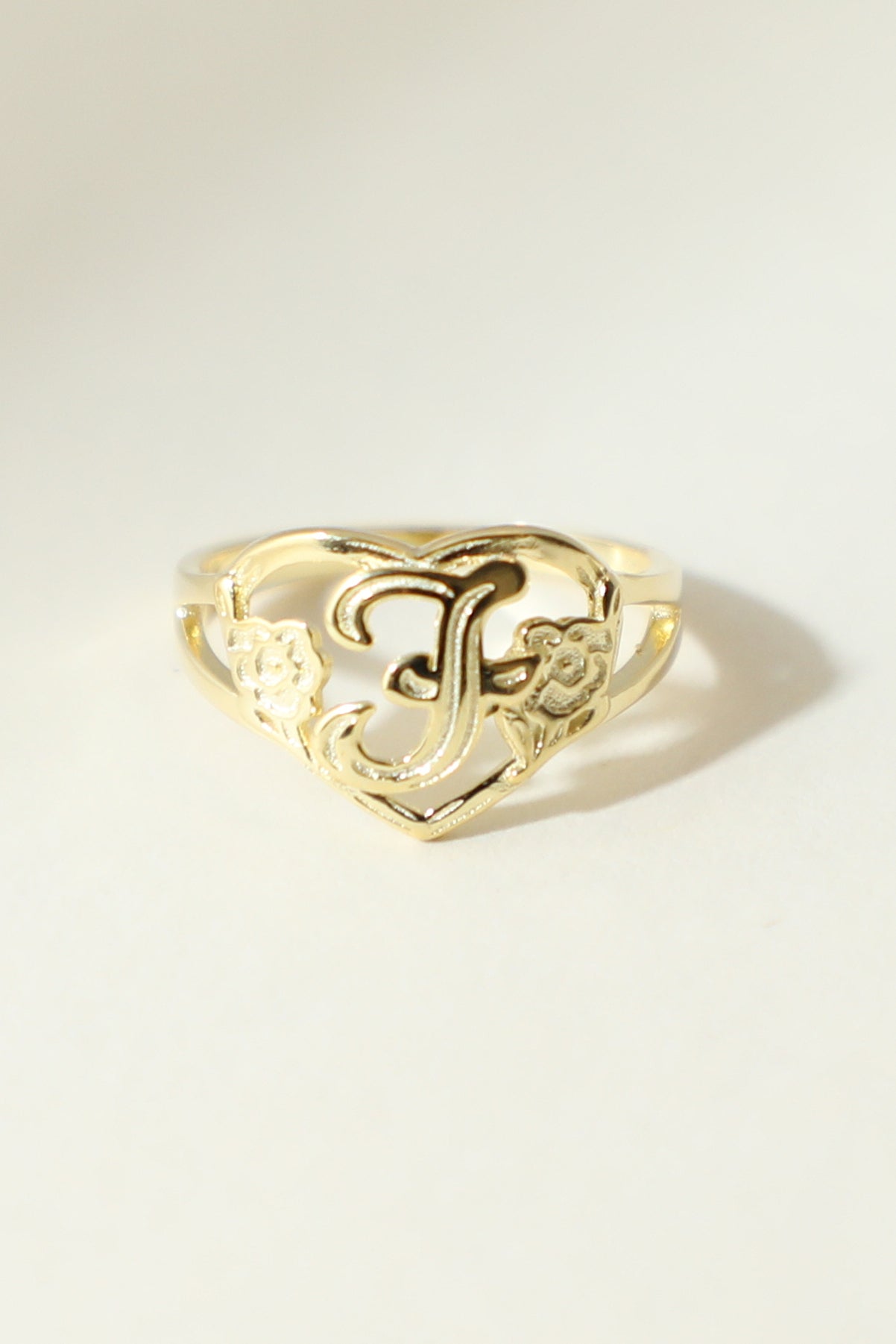 The Gold Cutout Flower Heart Letter Ring | 18Kt Gold Vermeil