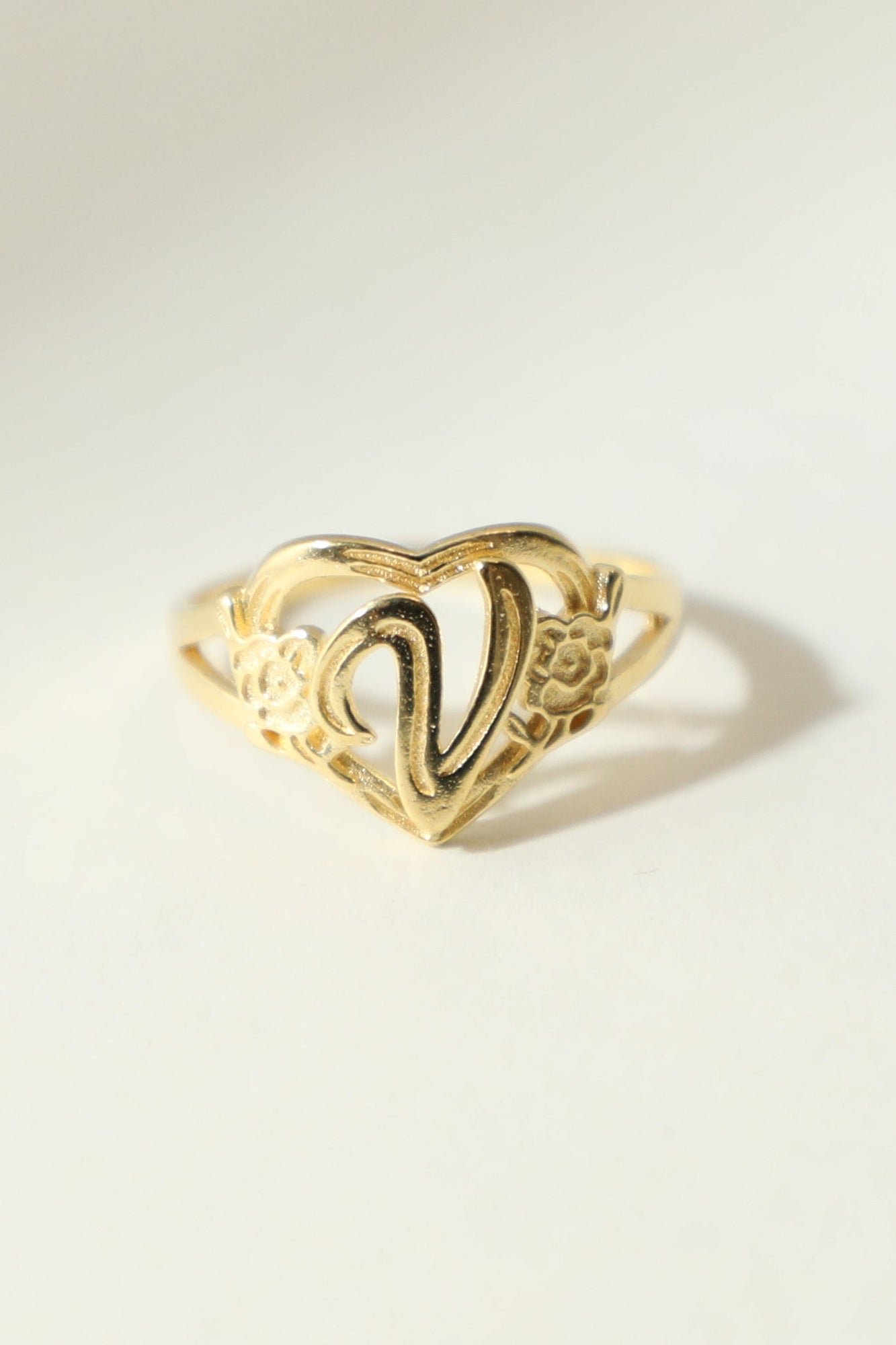 The Gold Cutout Flower Heart Letter Ring | 18Kt Gold Vermeil