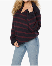 Collar V Neck Sweater | Navy x Merlot