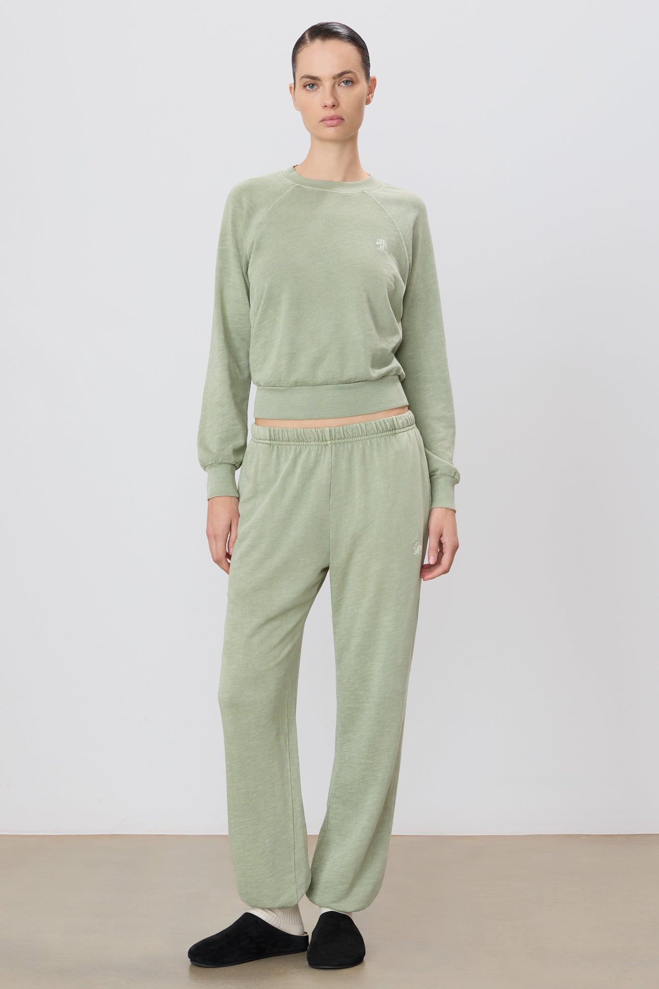 SHRUNKEN RAGLAN SWEATSHIRT - ETERNE