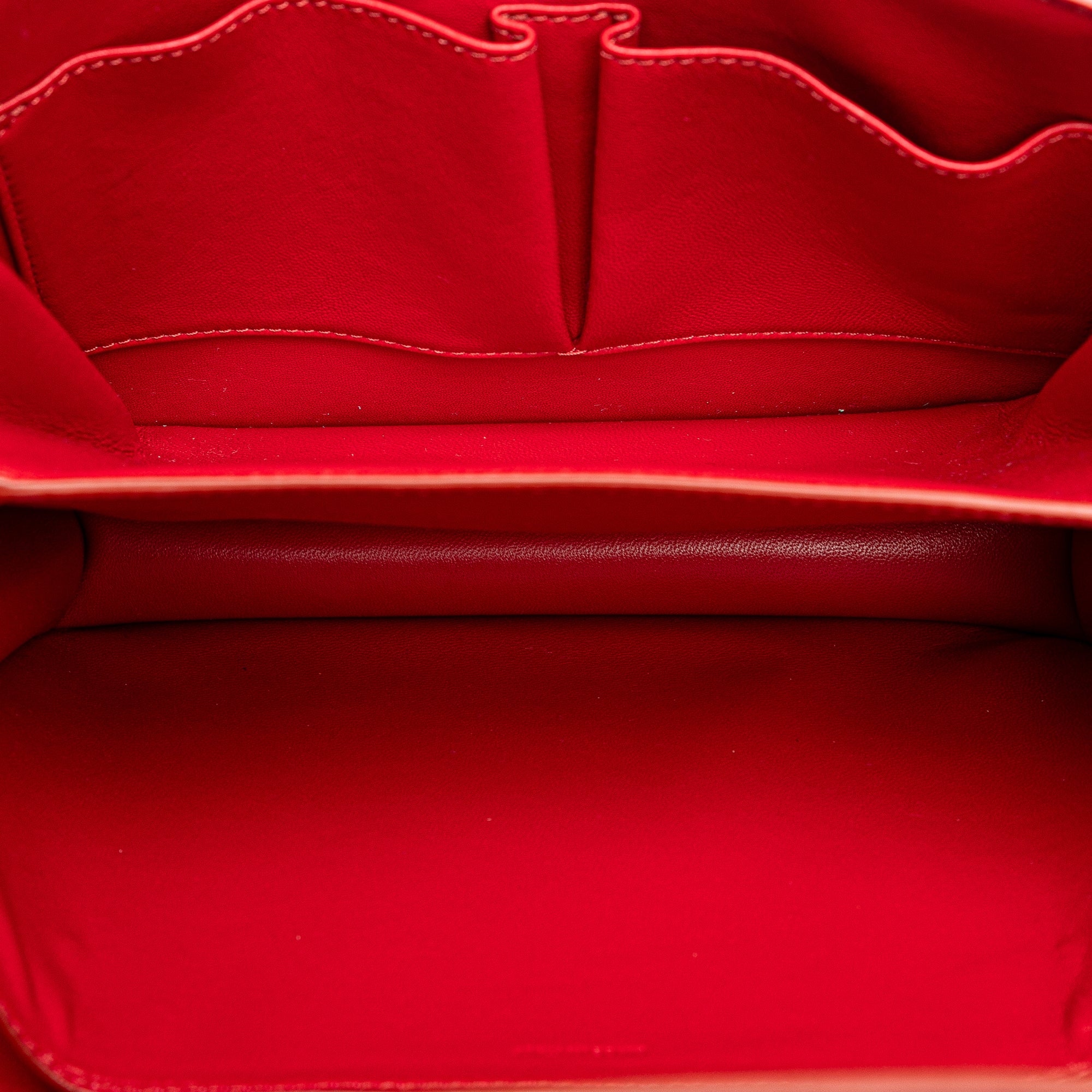 Celine | Pre-Owned Medium Calfskin Classic Box | Red