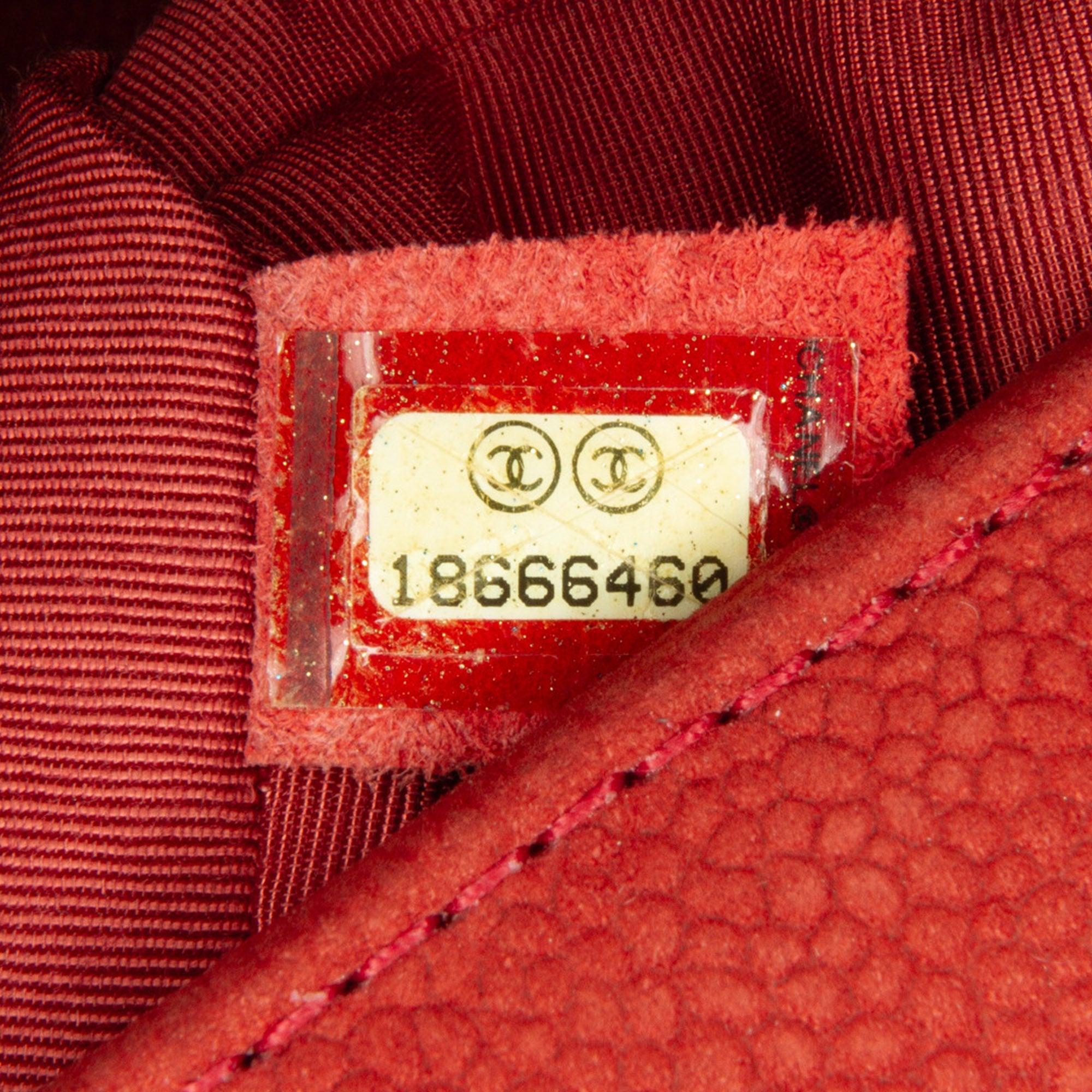 Chanel | Pre-Owned Old Medium Quilted Caviar Boy Flap - I | Red