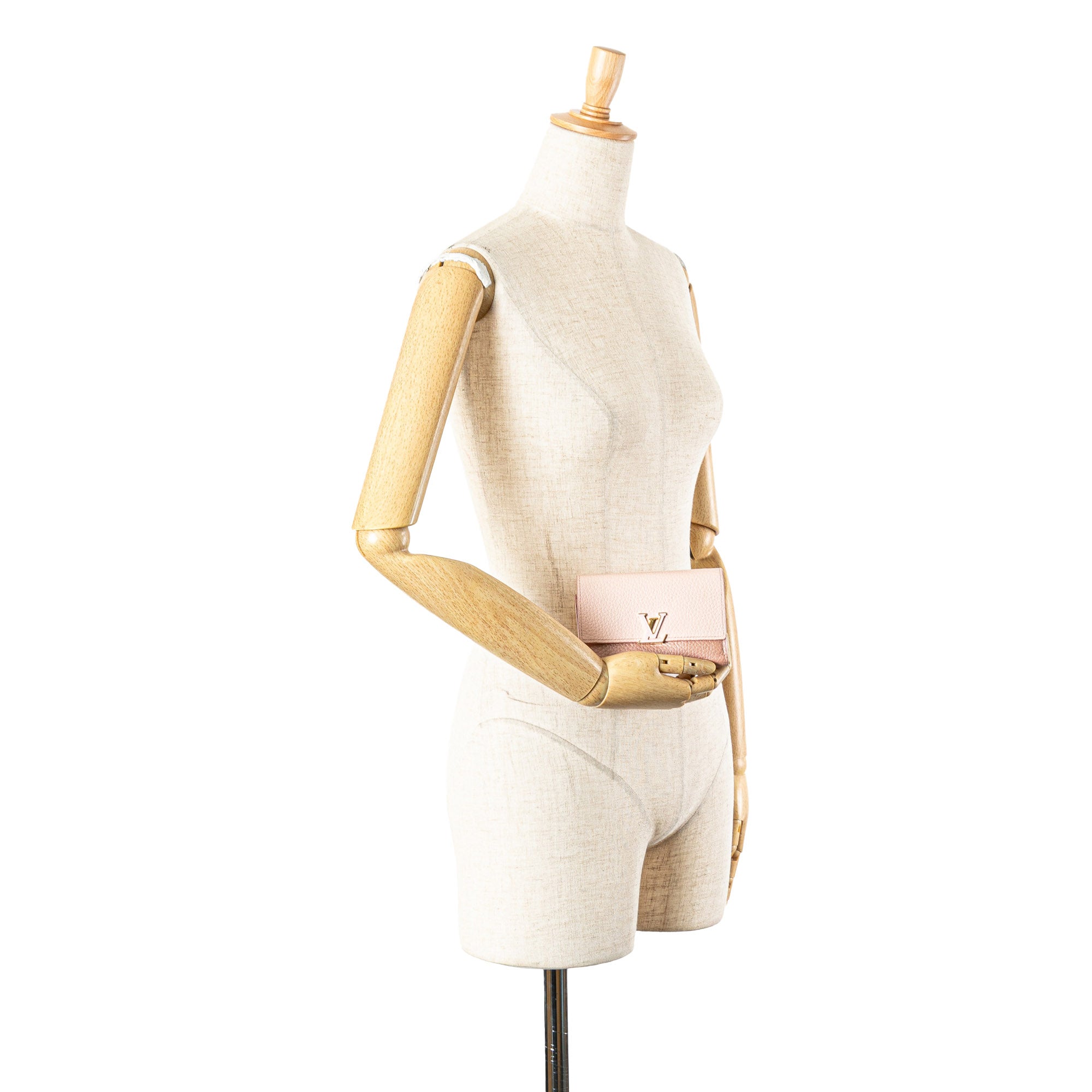 Louis Vuitton | Pre-Owned Bicolor Taurillon Capucines Compact Wallet | Pink/Light Pink