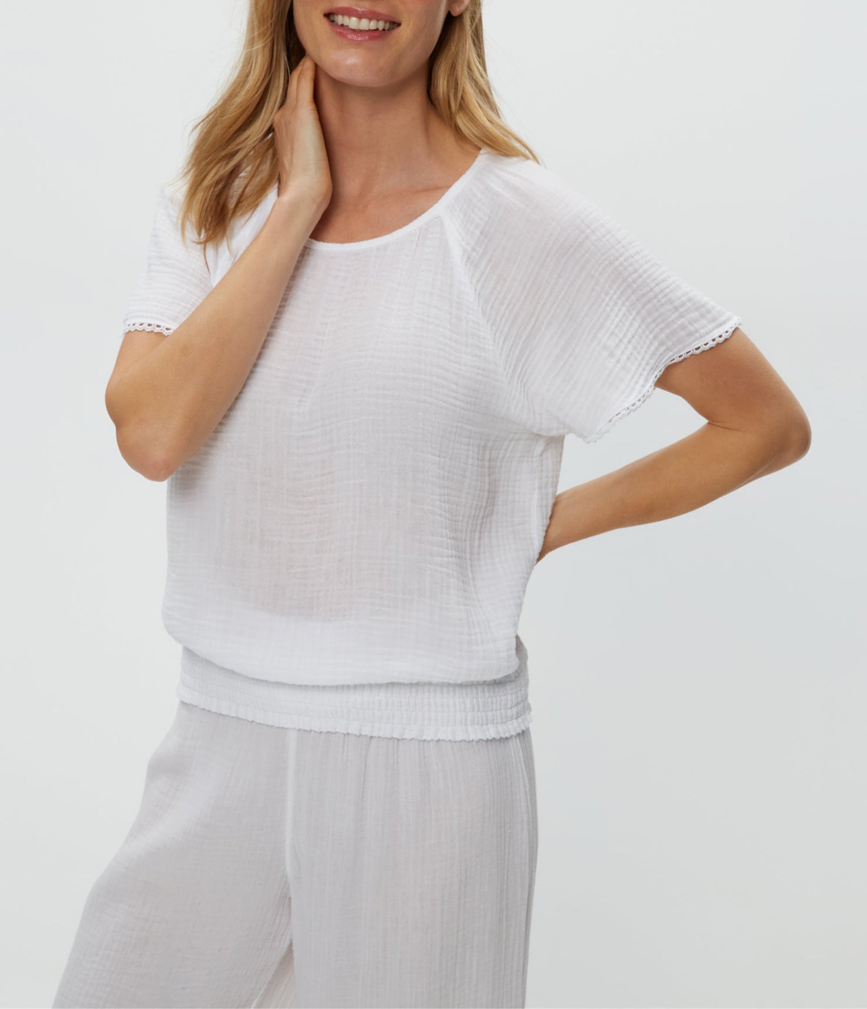 Freema Smocked Top | White