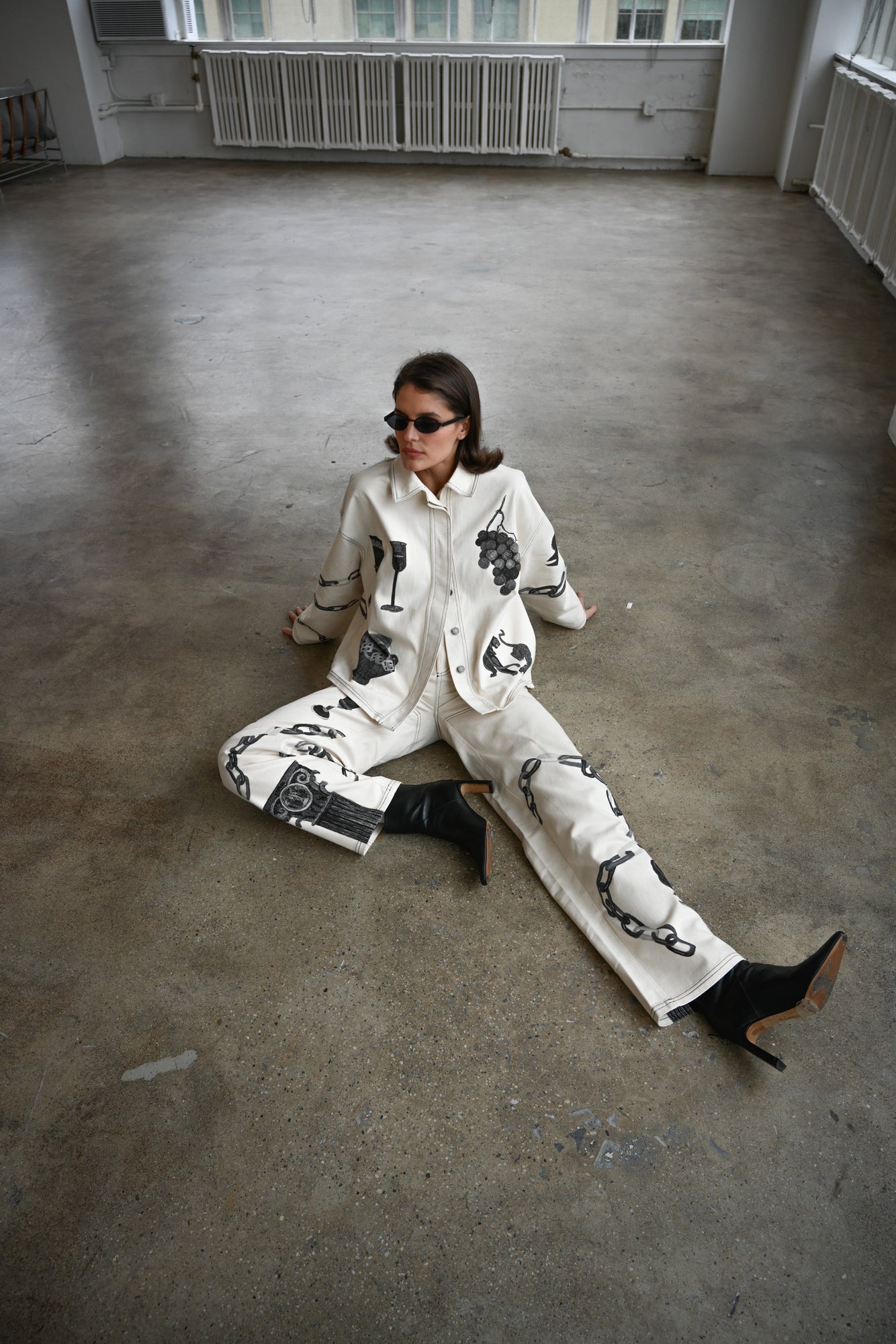 Britton Canvas Jacket | White & Black