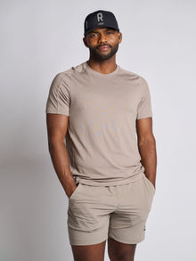 Men | Rhone | Invictus Training Top | Foggy Taupe