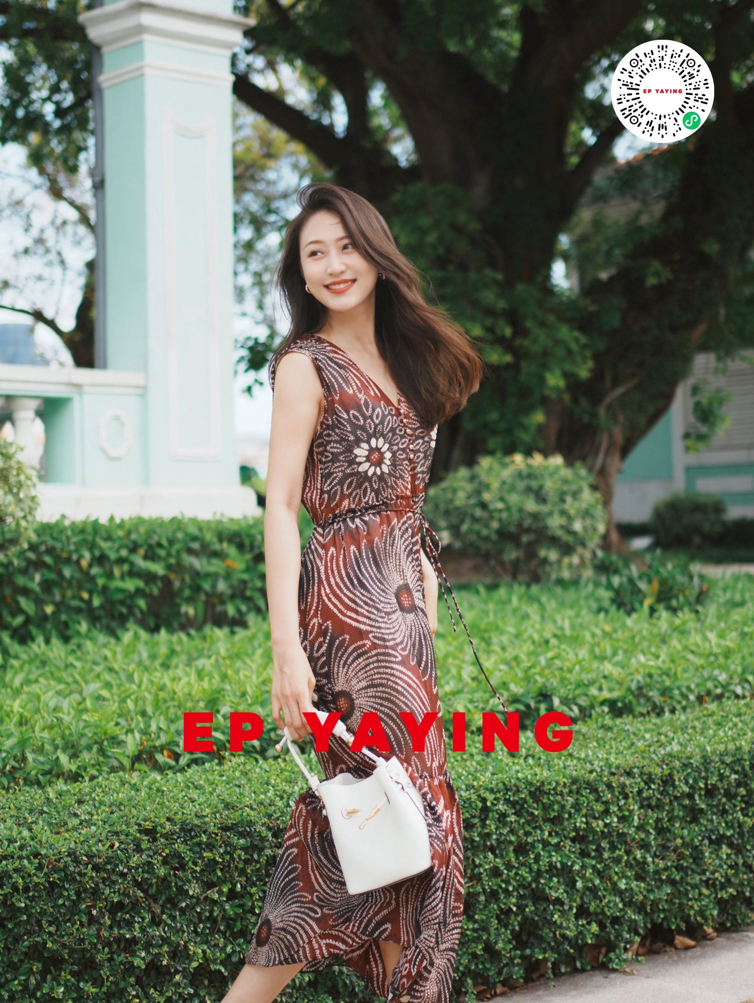 Silk Printed V-Neck Sleeveless Waist-Defining Slimming Dress | Wine Red