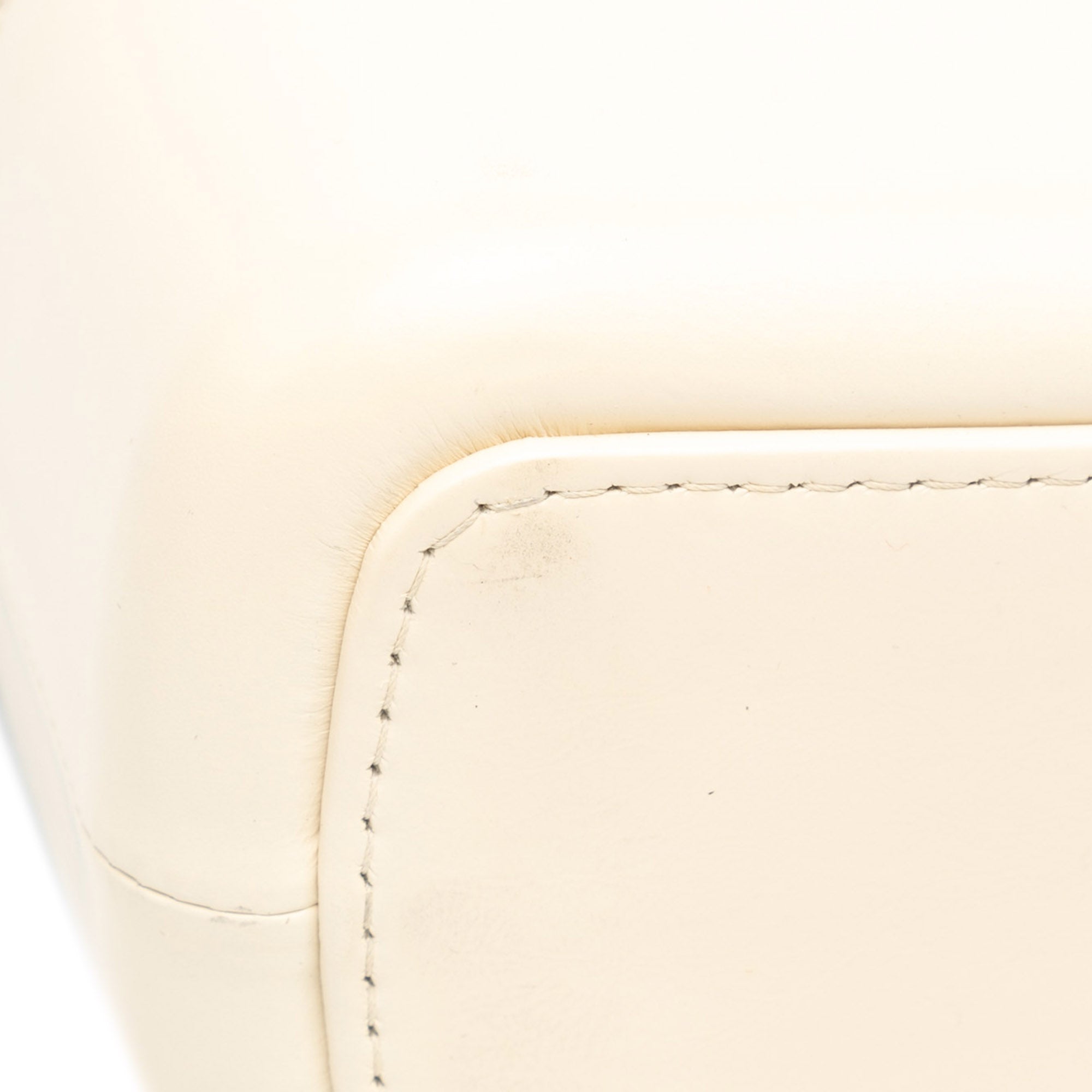 Chanel | Pre-Owned Medium Tweed and Lambskin Gabrielle Crossbody | Blue/Navy