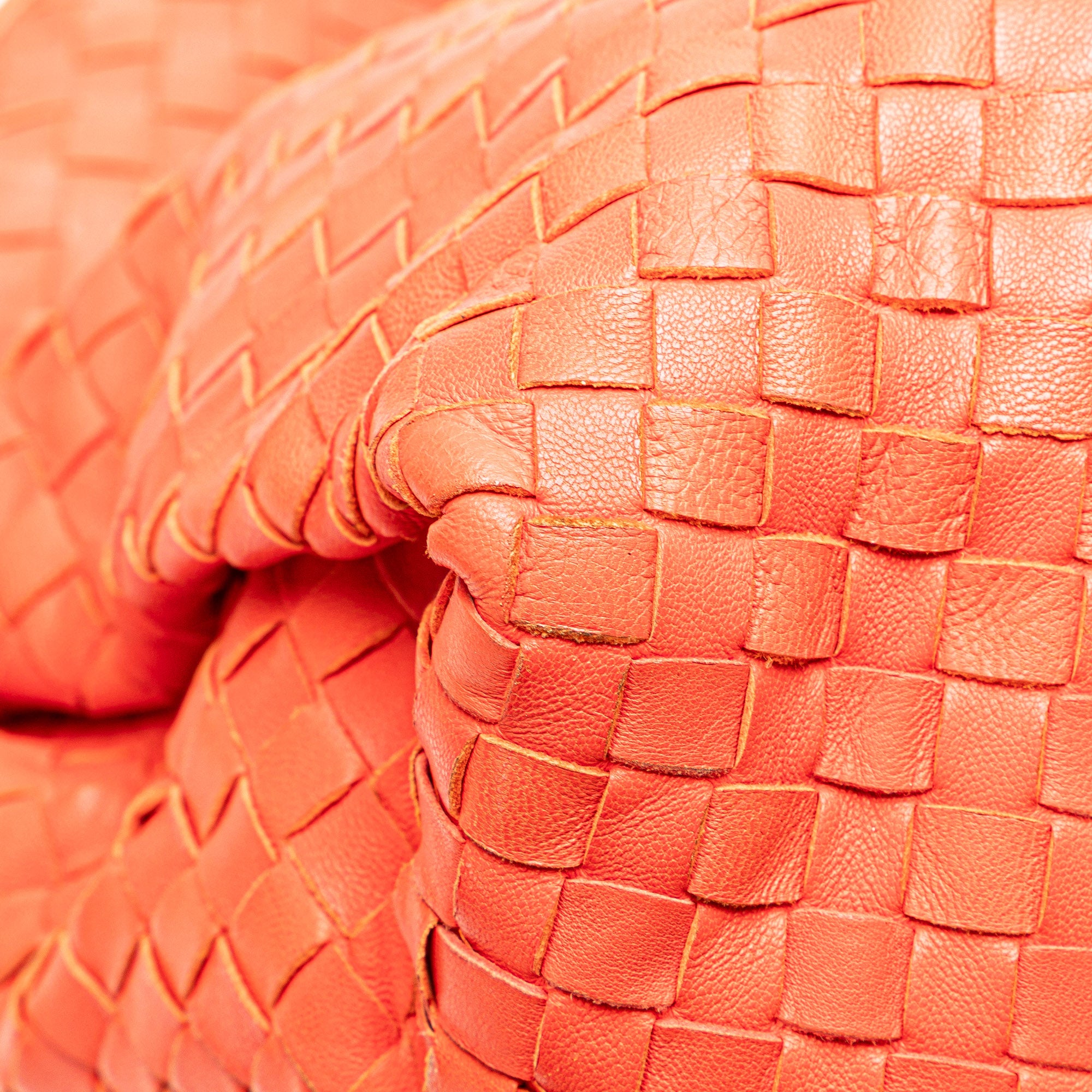 Bottega Veneta | Pre-Owned Nappa Intrecciato Parachute Tote | Red