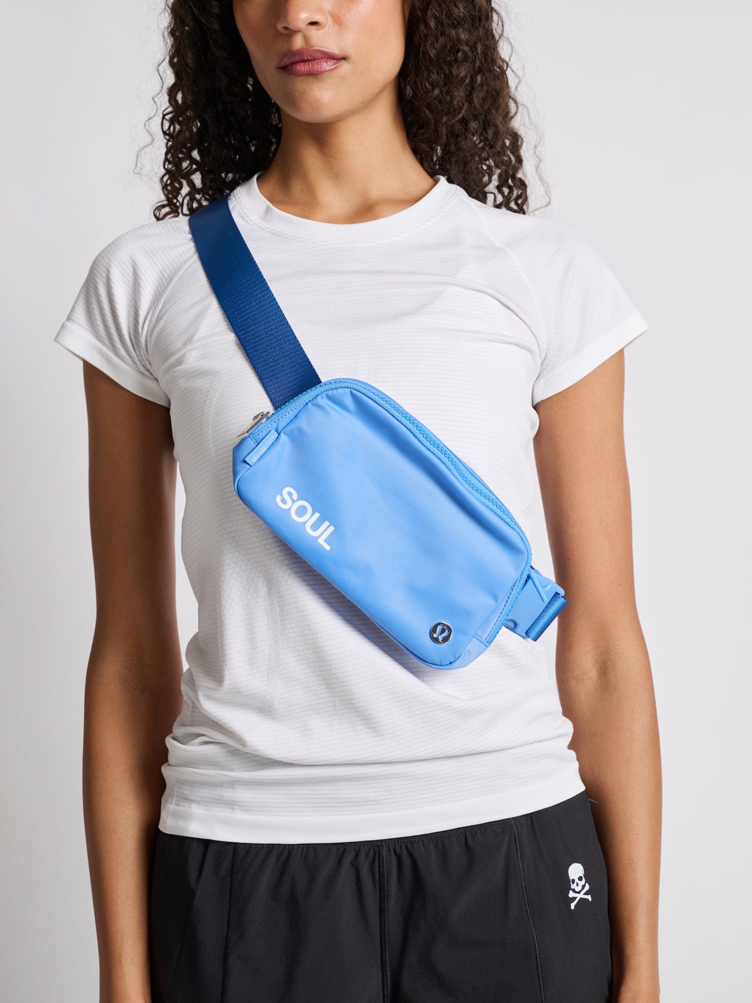 Lululemon | Everywhere Belt Bag | Pool Party