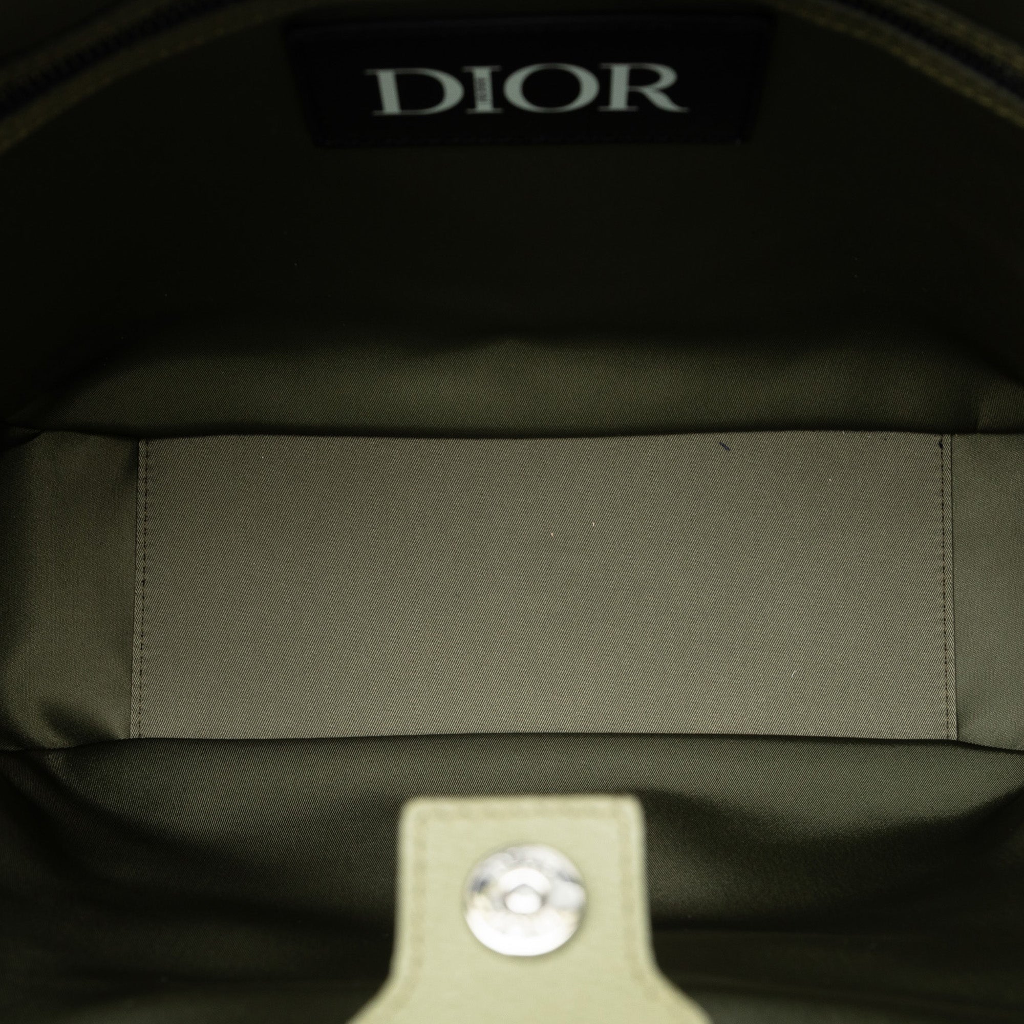 Dior | Pre-Owned x Sacai Saddle Tote | Green/Dark Green