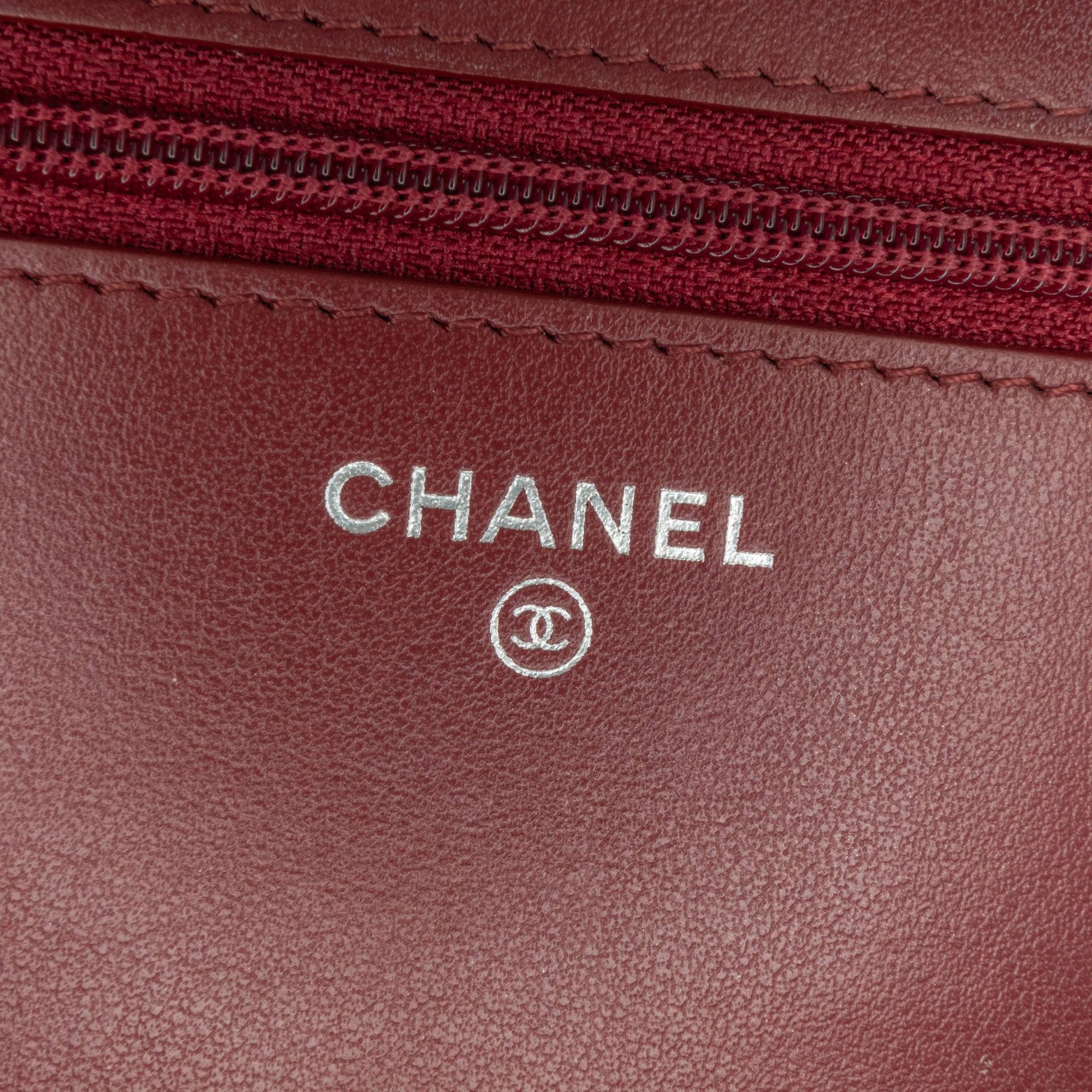 Chanel | Pre-Owned Quilted Aged Calfskin Gabrielle Wallet on Chain | Red/Bordeau