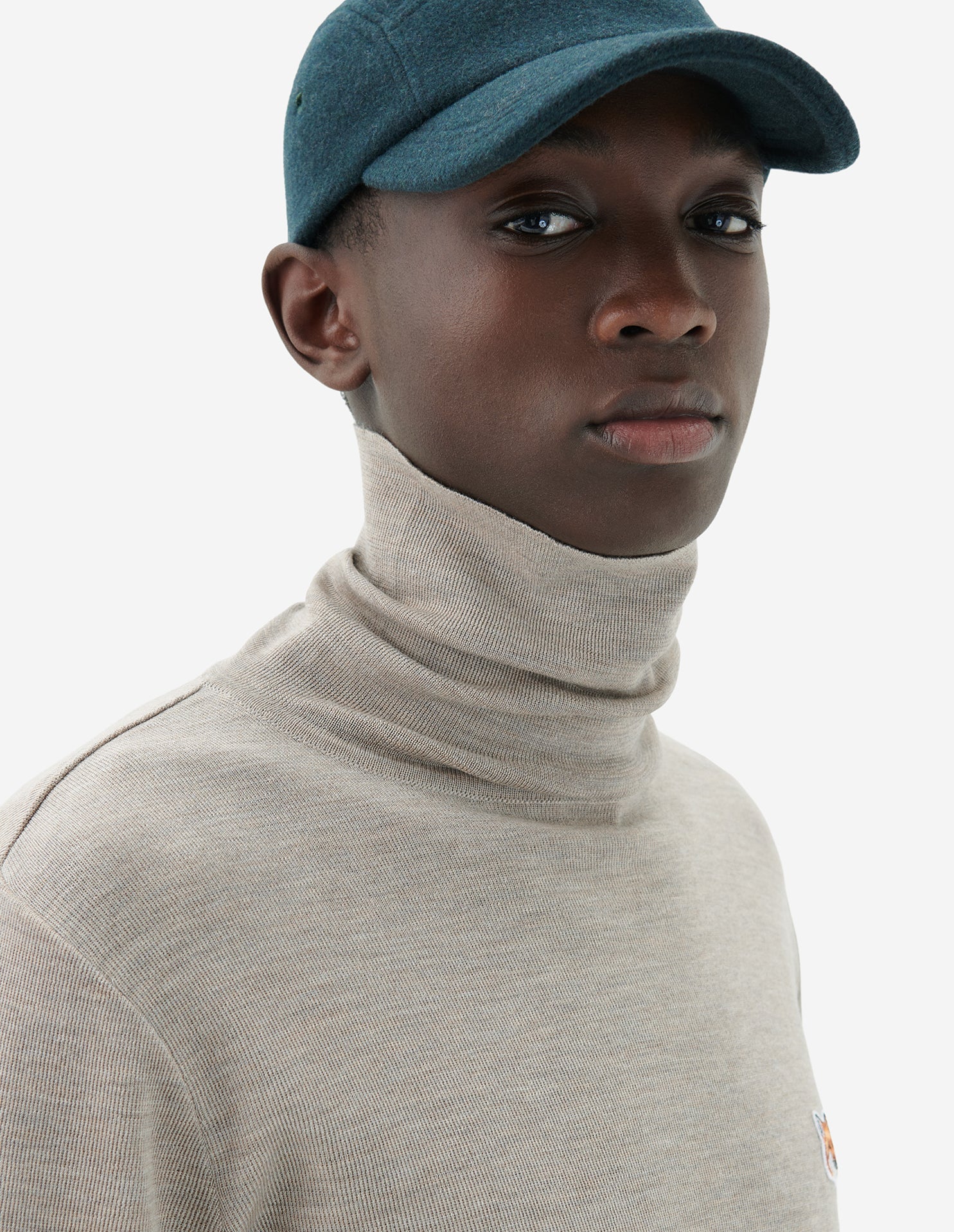 Mens | Baby Fox Patch Cosy R-Neck Pullover | Beige Melange