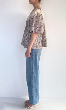 Hemant And Nandita | Chavi Cotton Poplin Raglan Sleeve Top | Eggshell