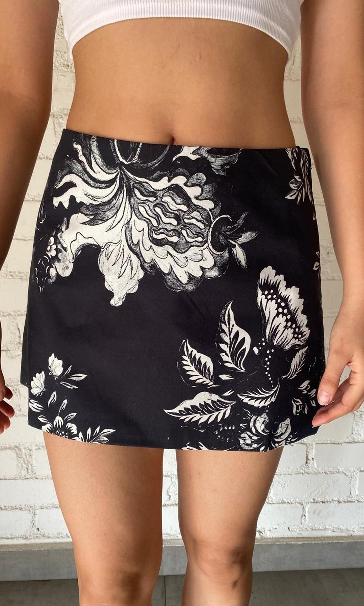 Hemant And Nandita | Inv Cotton Linen Short Skirt | Black Print