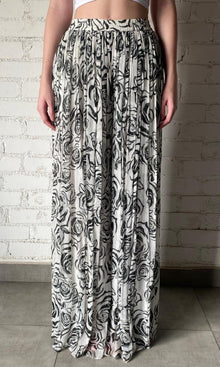 Hemant And Nandita | Inv Viscose Flat Chiffon Pants | White Print