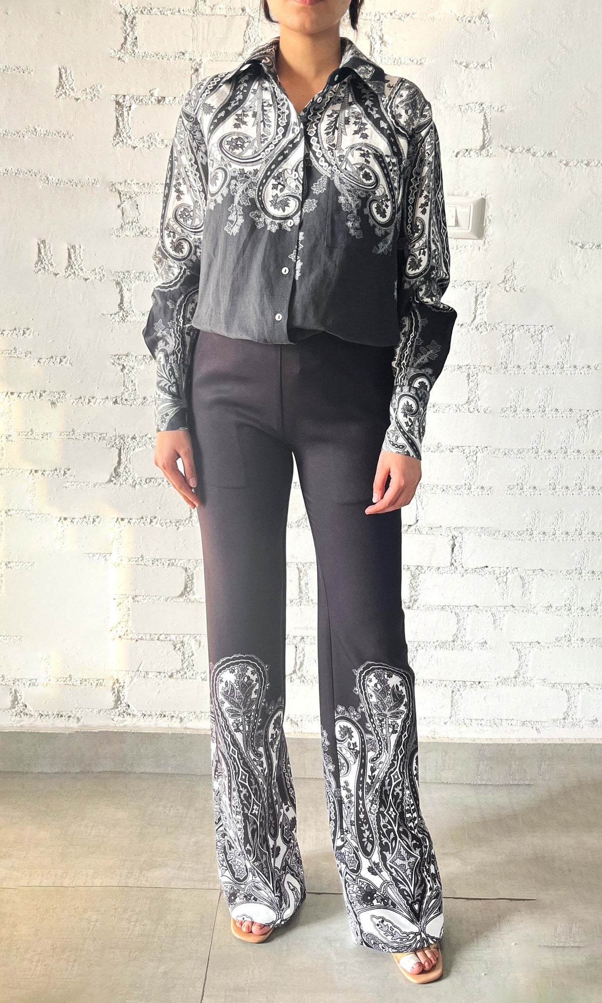 Womens | Viri Heavy Crepe Fitted & Flared Pants | Black White