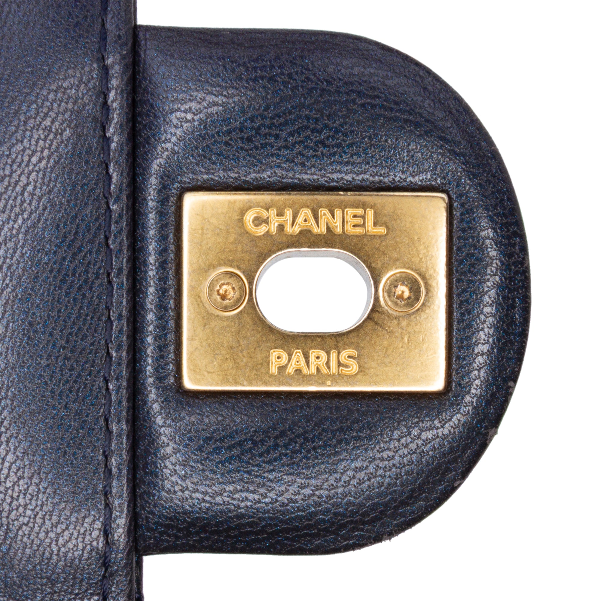 Chanel | Pre-Owned Small Lambskin Chic Pearls Flap | Blue/Navy