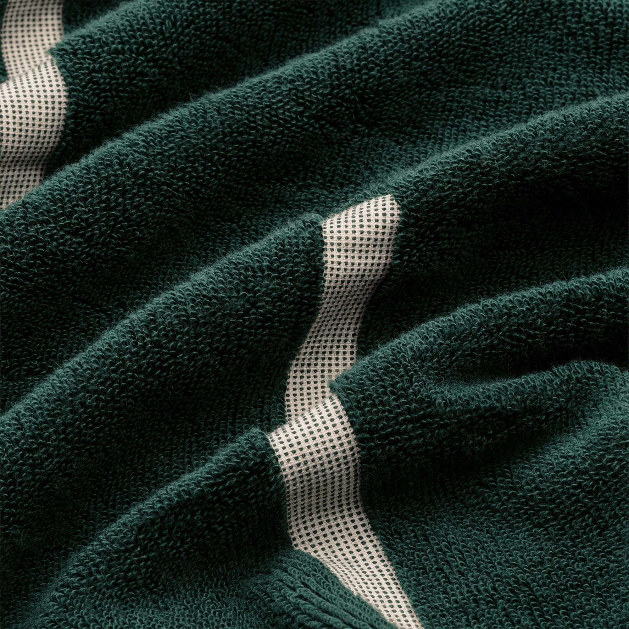Verdant/Ecru