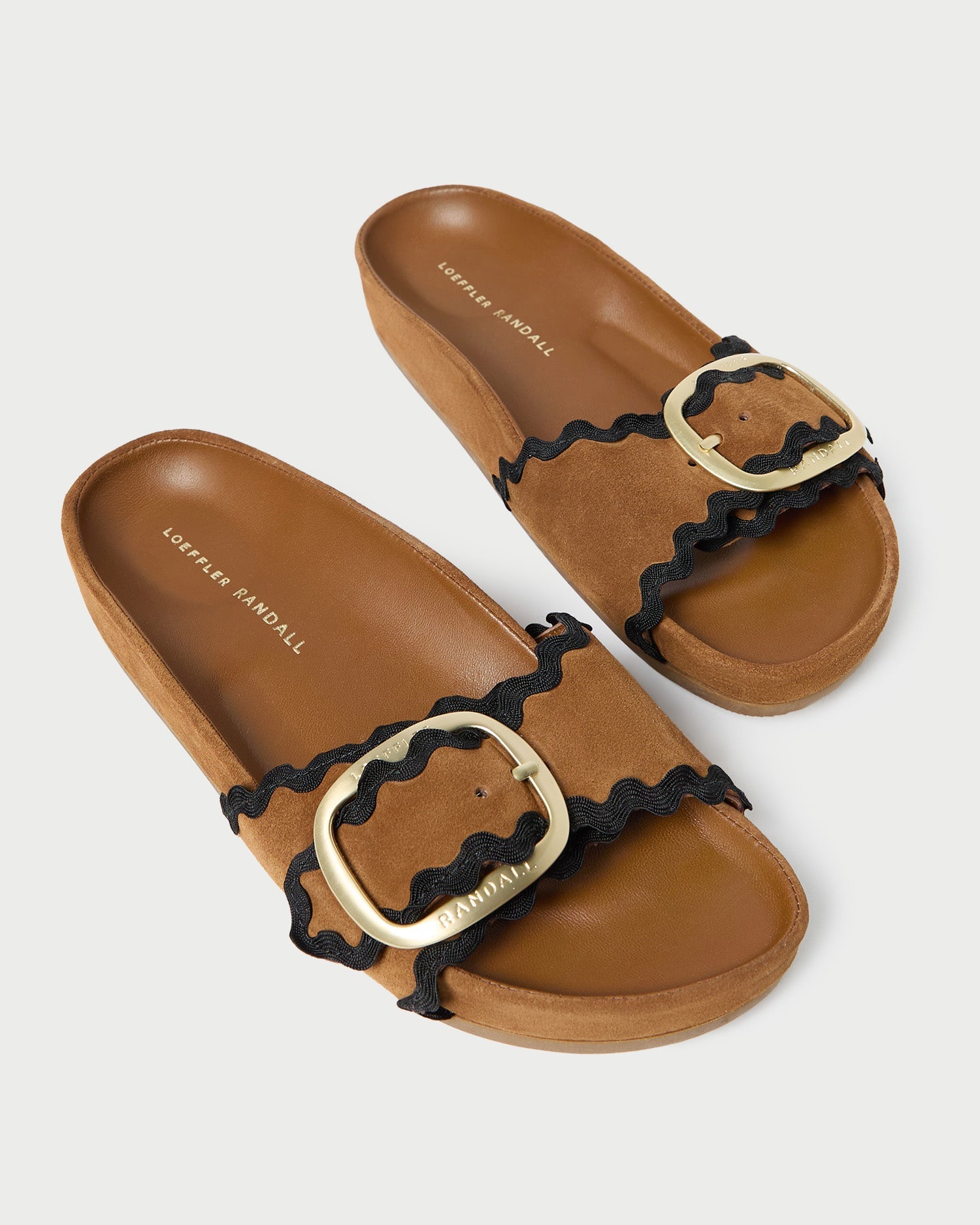 Color: Cacao