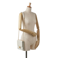 Chanel | Pre-Owned Small Chic Pearls Flap | White