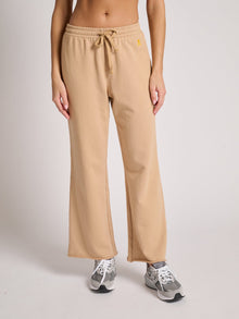 Women | Kerri Rosenthal | Weekend Sweatpant | Tan