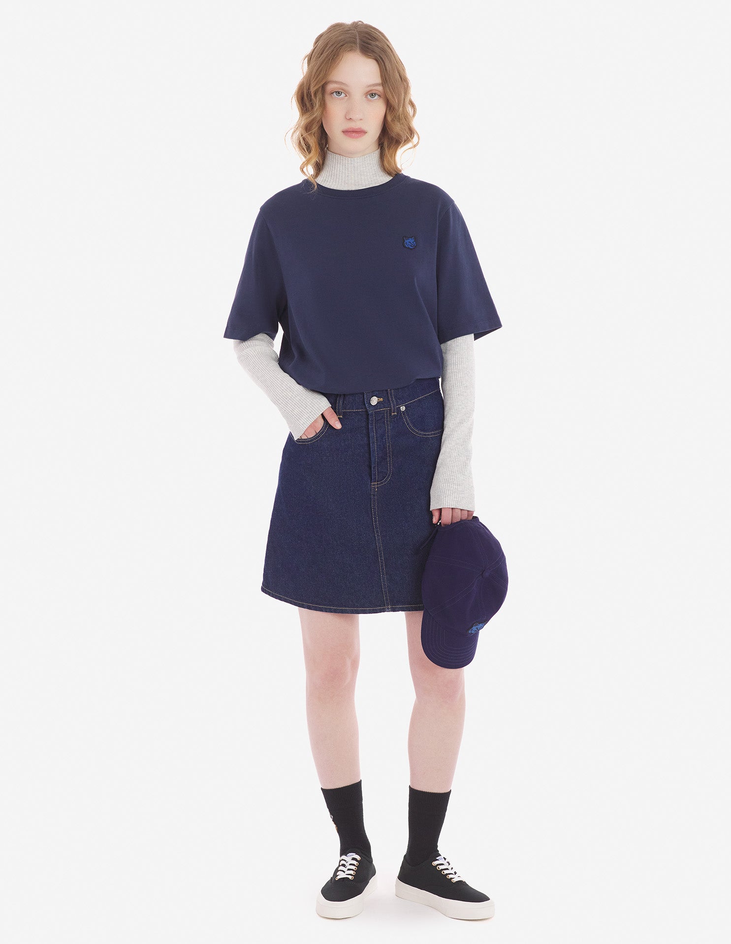 Womens | Bold Fox Head Patch Short-Sleeve Comfort Jersey Tee-Shirt | Ink Blue