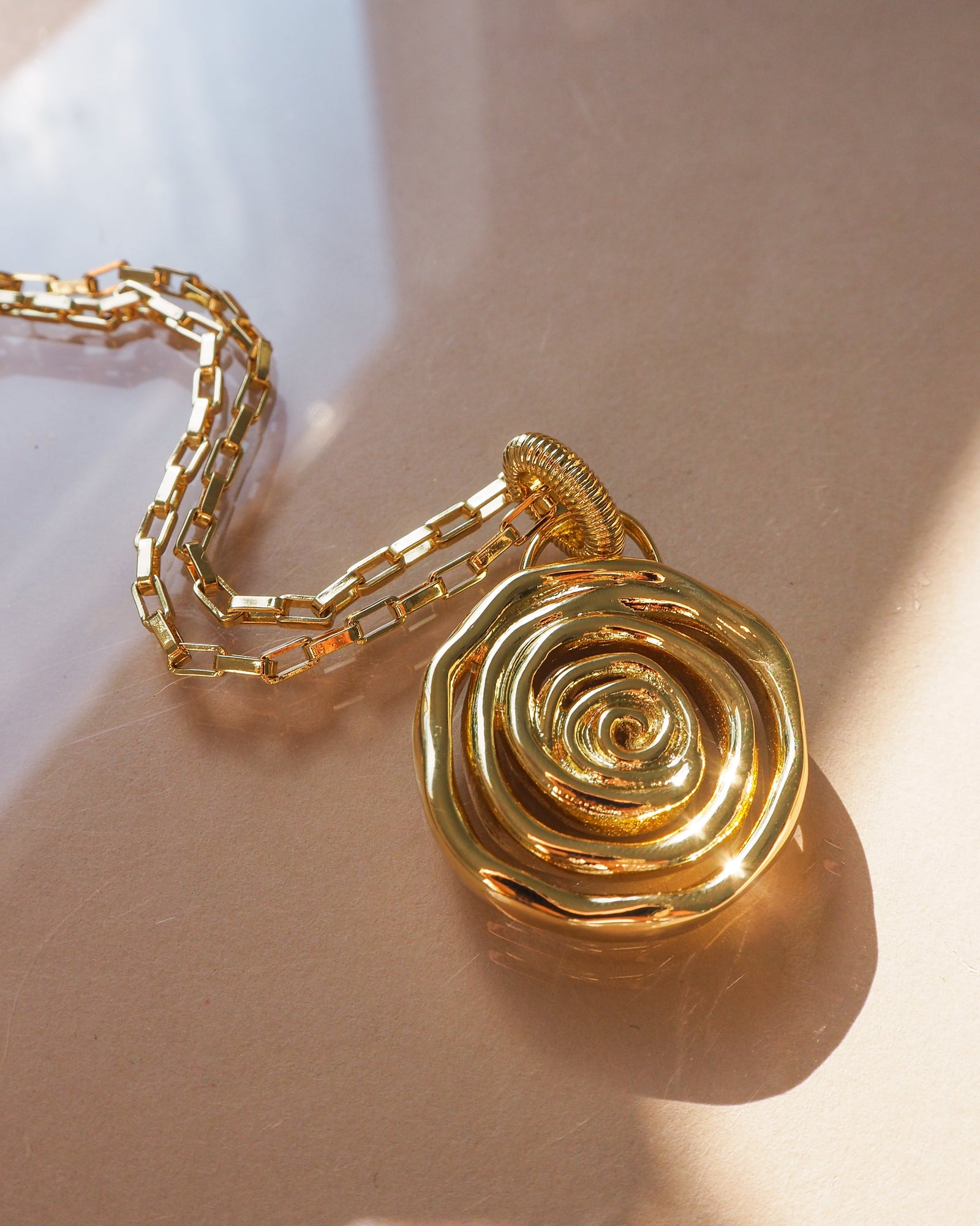 Rosette Coil Pendant Necklace - Gold | Plated Gold