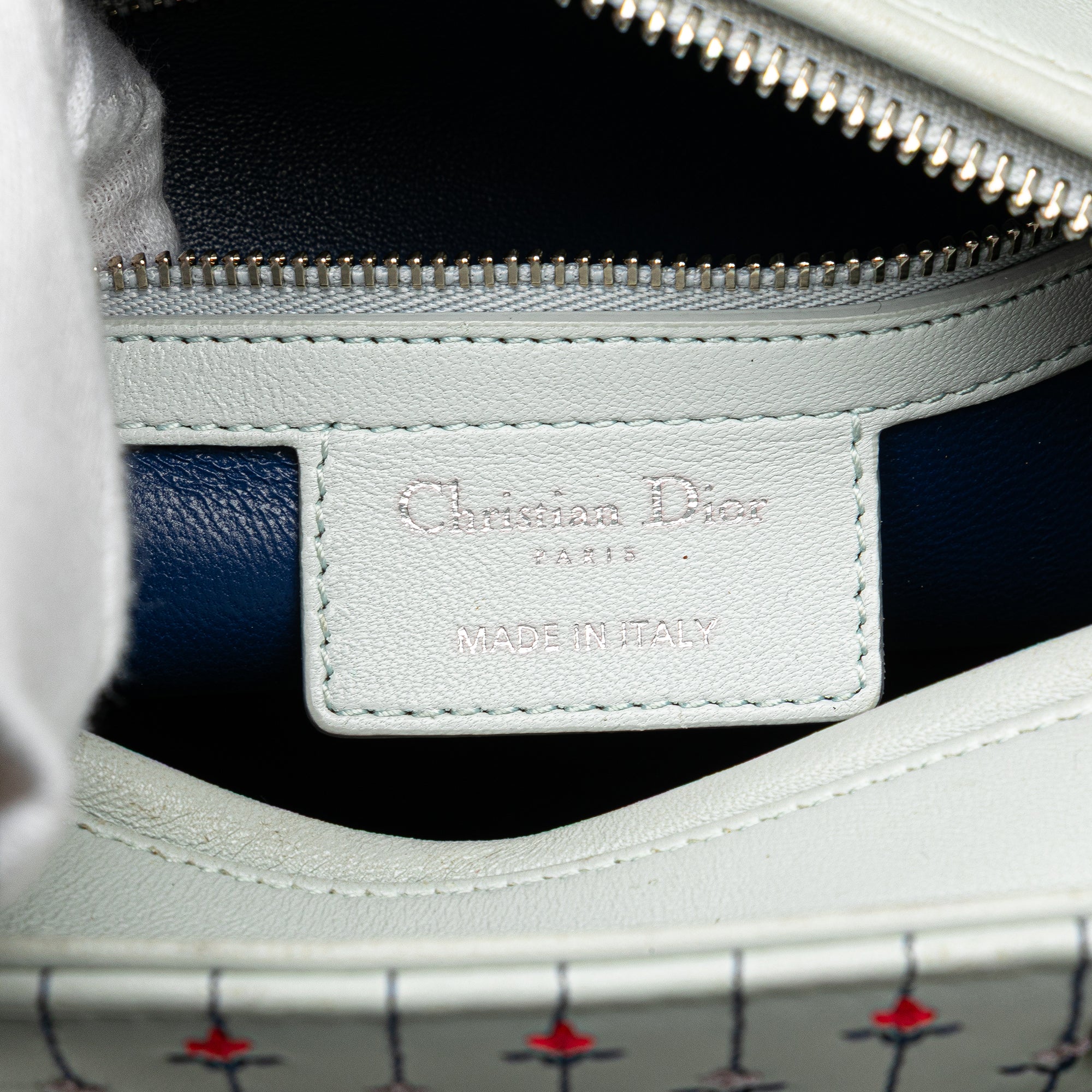 Dior | Pre-Owned Medium Calfskin Embroidered Flower Lady | White