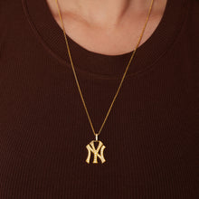 ny yankees iced out necklace