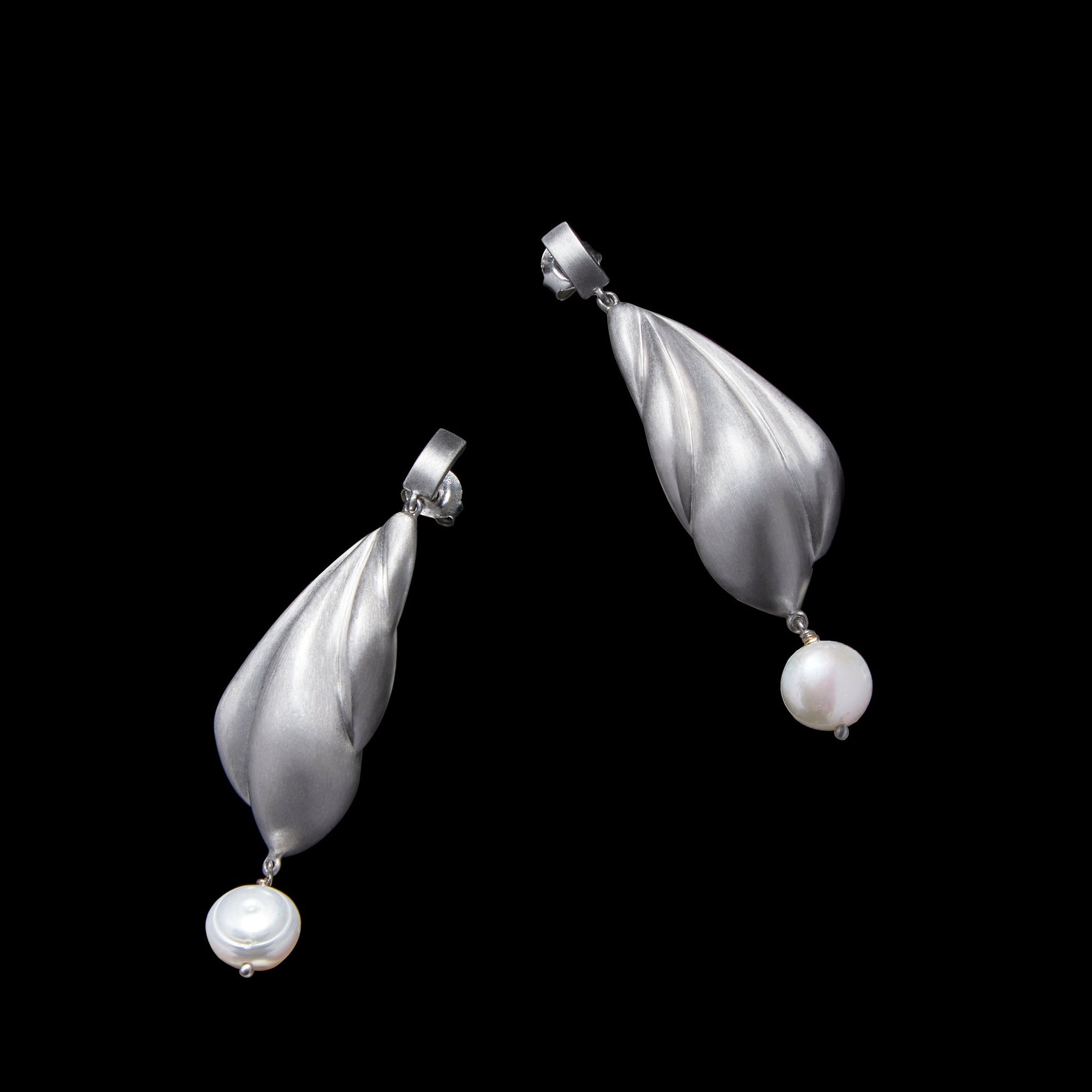 Glacier Earrings | Silver | Freshwater Pearls