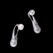 Mother Earrings | Silver | Freshwater Pearls