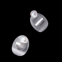 Yoko Earrings | Silver | Freshwater Pearls