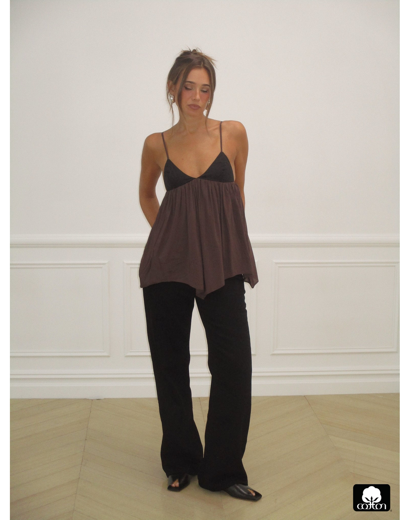 Mid Rise Slim Straight Pant | Black