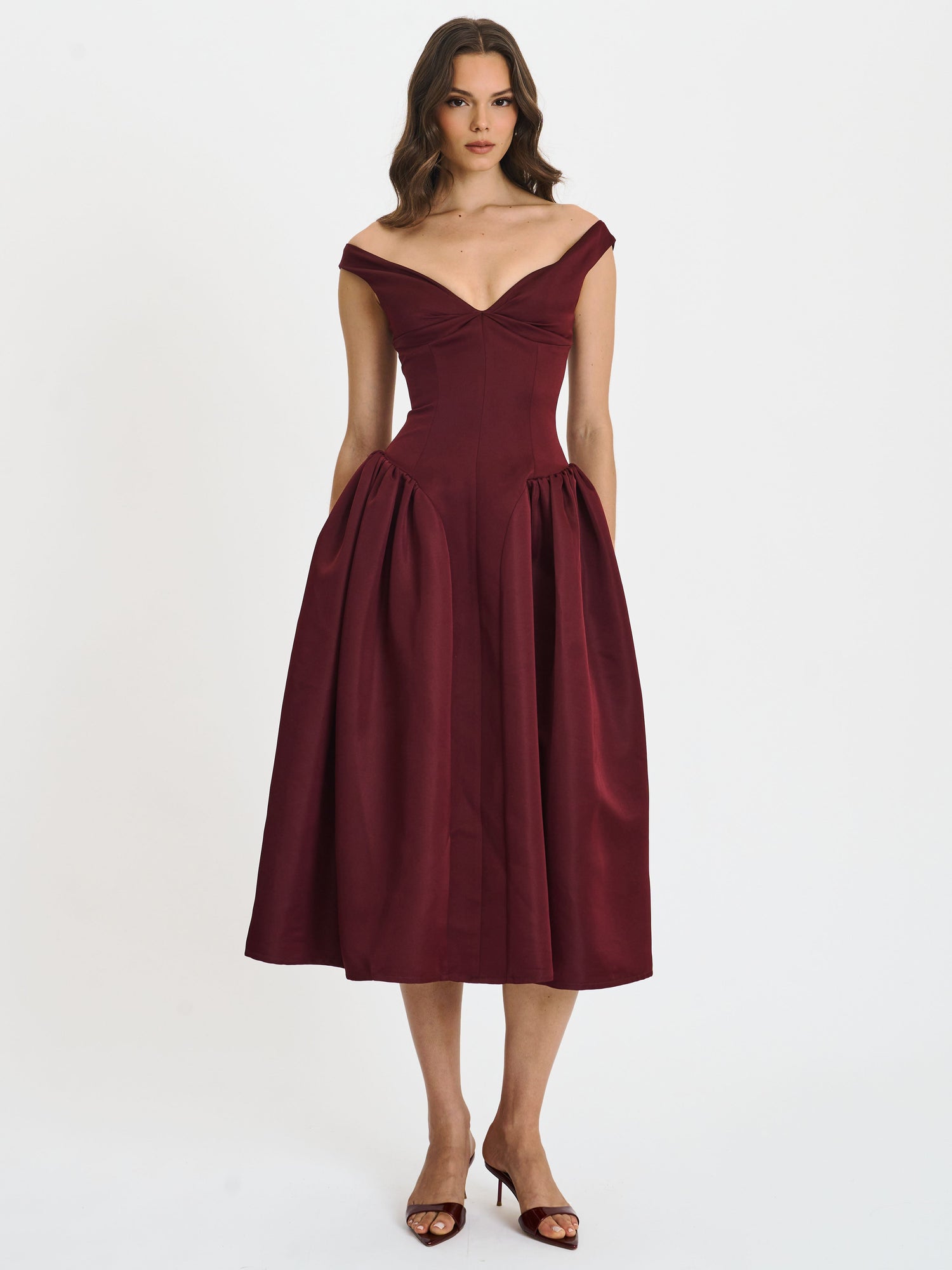 Omella Ruched Bust Sweetheart Flared Midi Dress | Burgundy