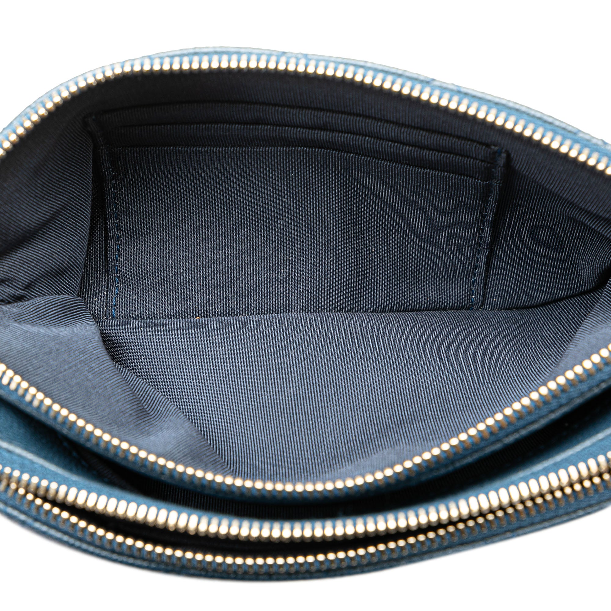 Chanel | Pre-Owned Quilted Caviar Clutch with Chain | Blue/Navy