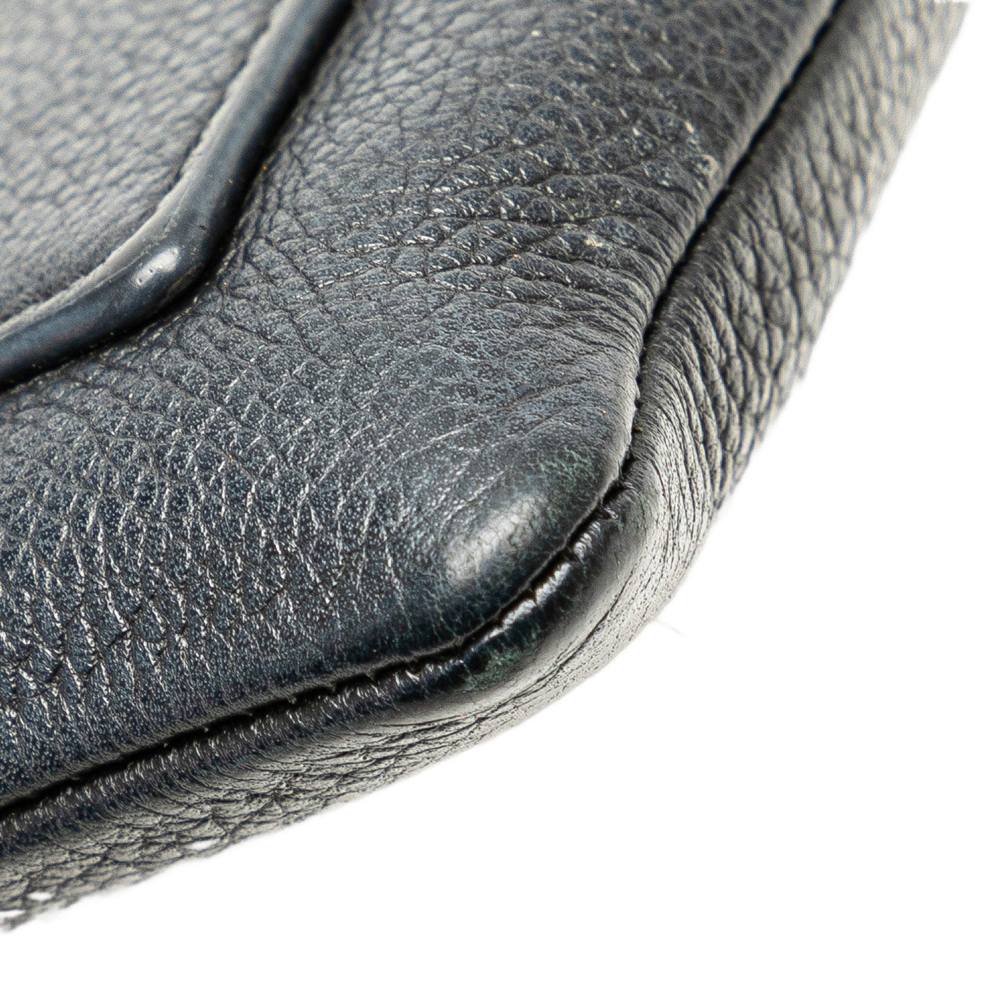 Louis Vuitton | Pre-Owned MyLockMe Chain Pochette | Black