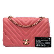 Chanel | Pre-Owned Medium Chevron Lambskin Statement Flap | Pink