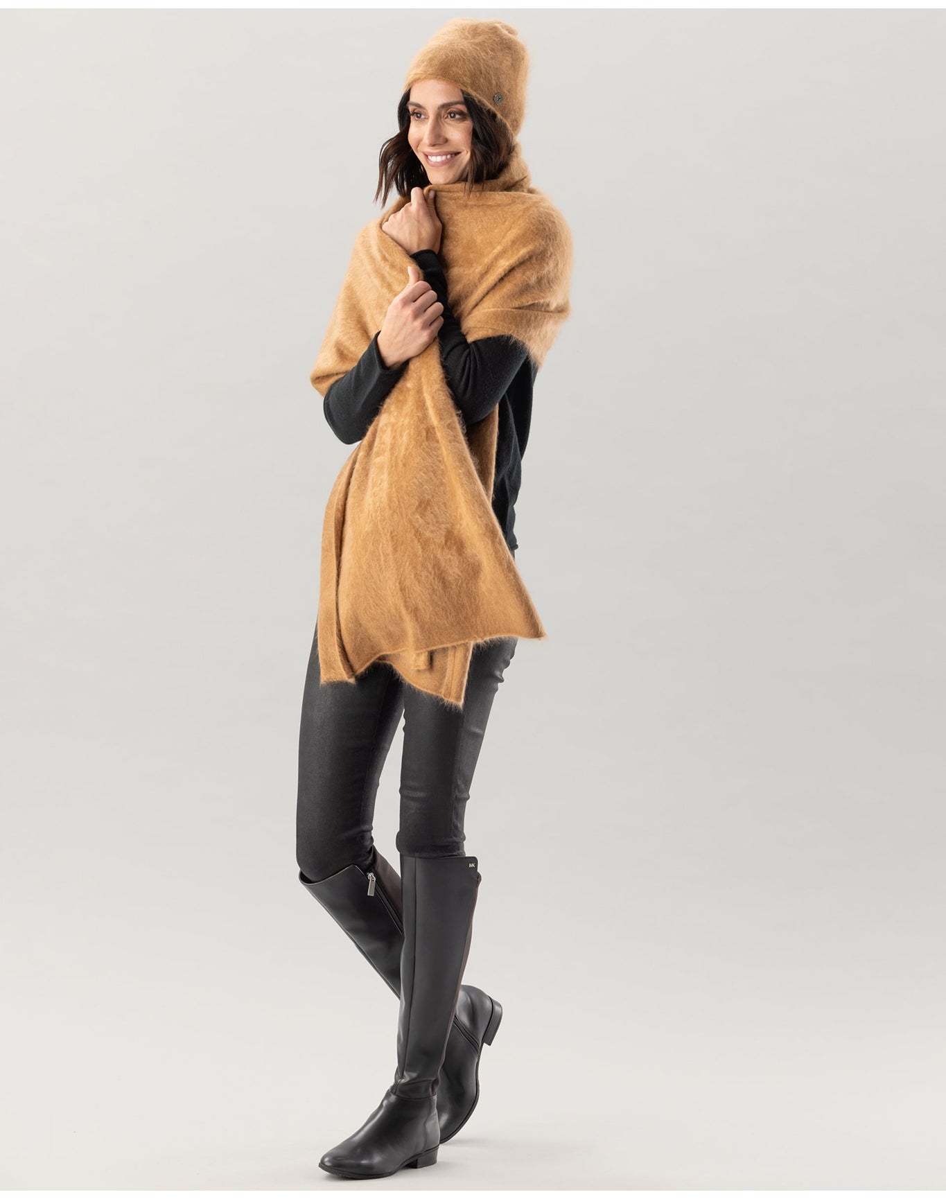 Nomad1942 | Women | Brushed Cashmere Belmont Scarf | Caramel