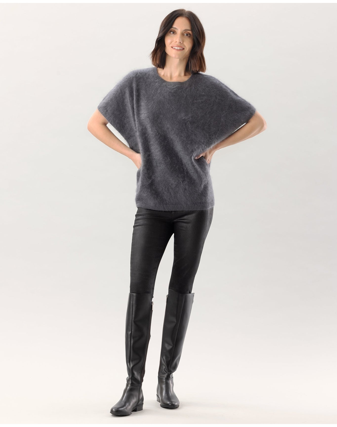 Nomad1942 | Women | Brushed Cashmere Pelham Sweater | Asphalt