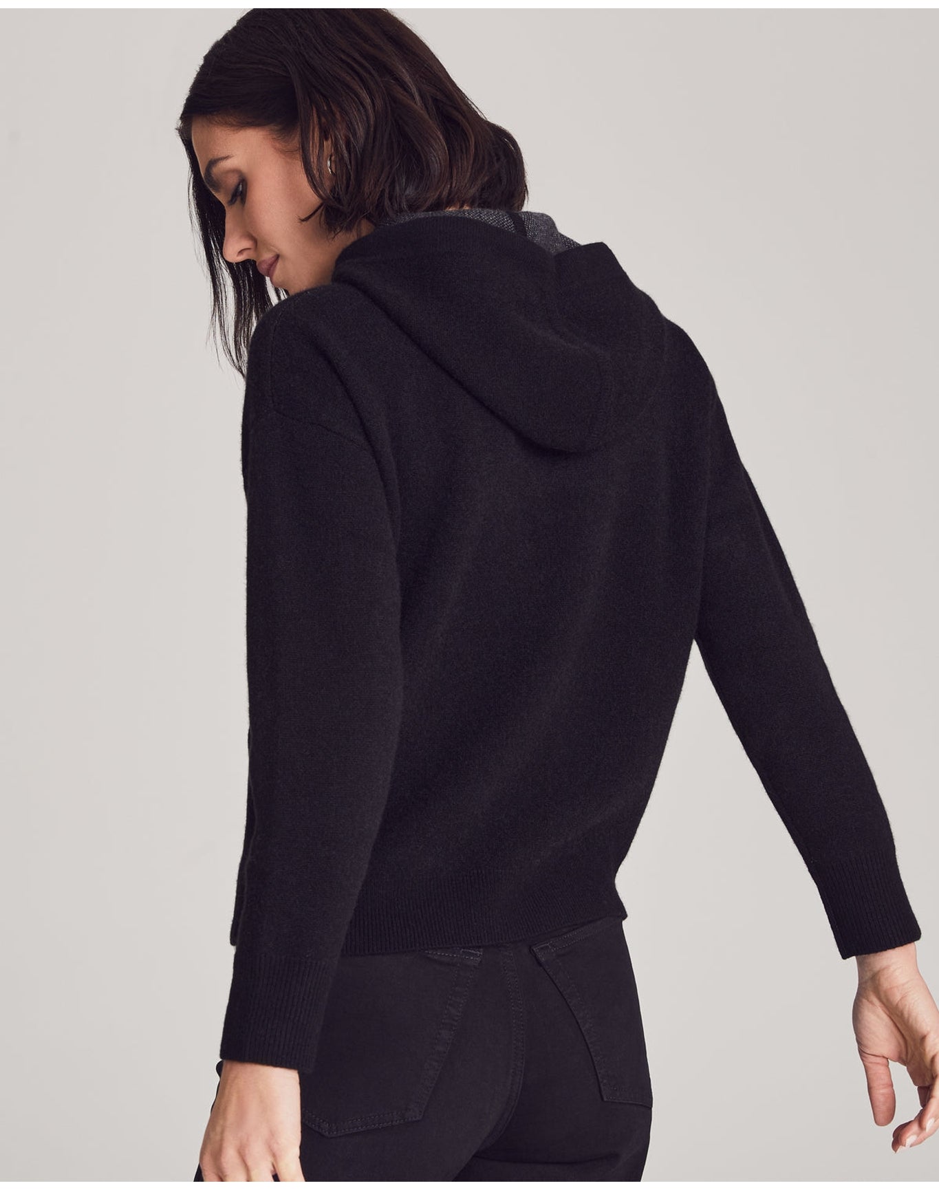 Nomad1942 | Women | Ellis Thick Cashmere Hoodie | Black